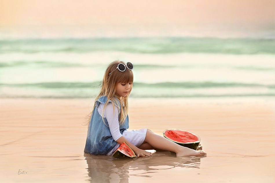 שולמית אבטיח מ.jpg