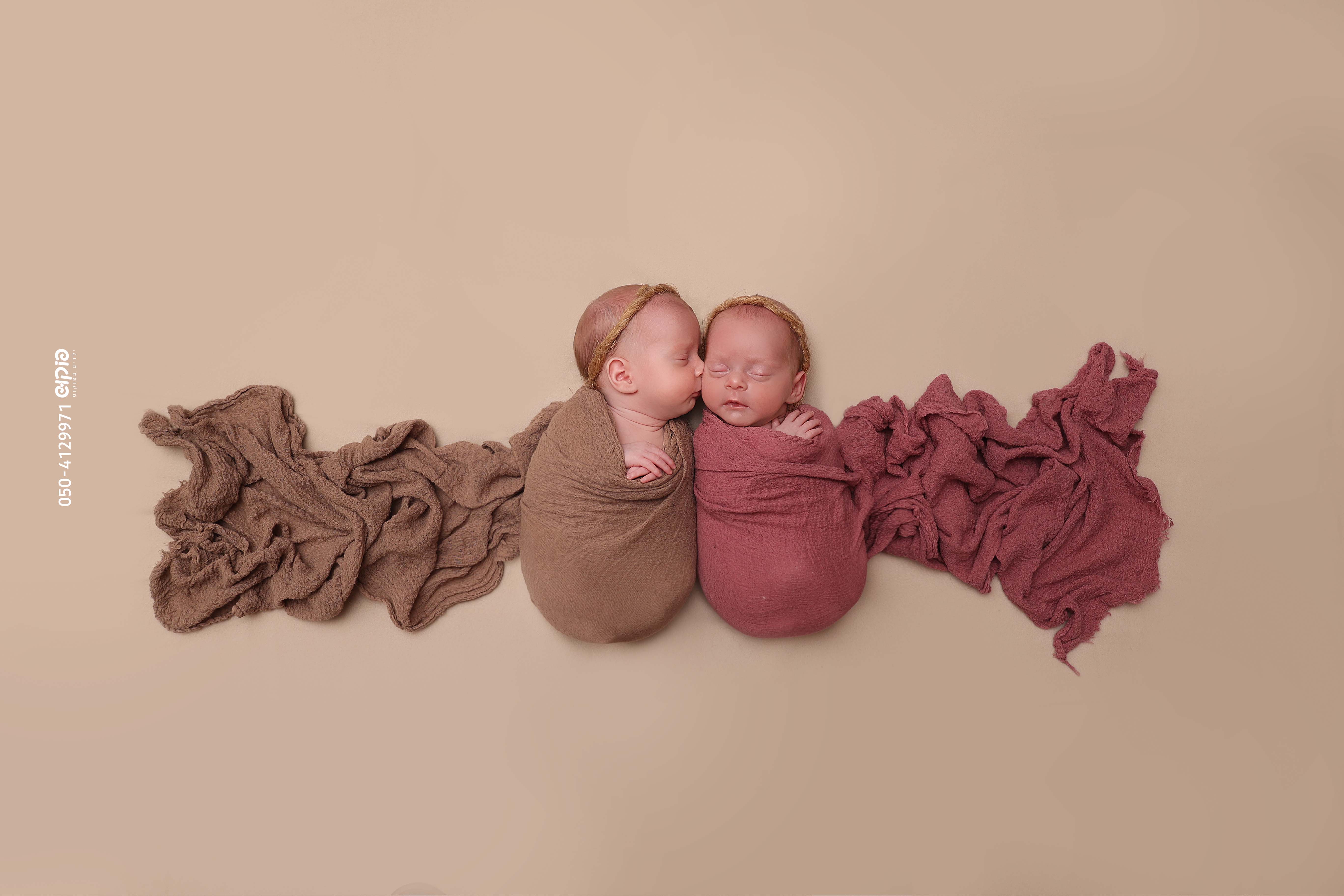 שושי 0504129971 ניו בורן חלאקה גיל שנה סטודיו חוץ צילום מקצועי פוקוש ילדים בפוקוס (7).jpg