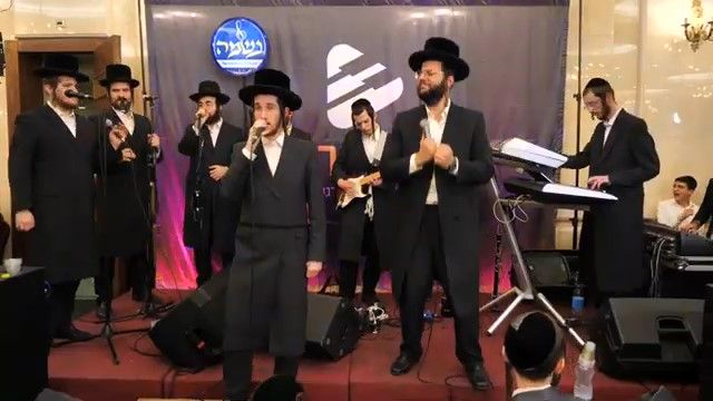 שיע פריד שרוליק קלצקין יענקי אויש נשמה אש!!!!_Moment.jpg