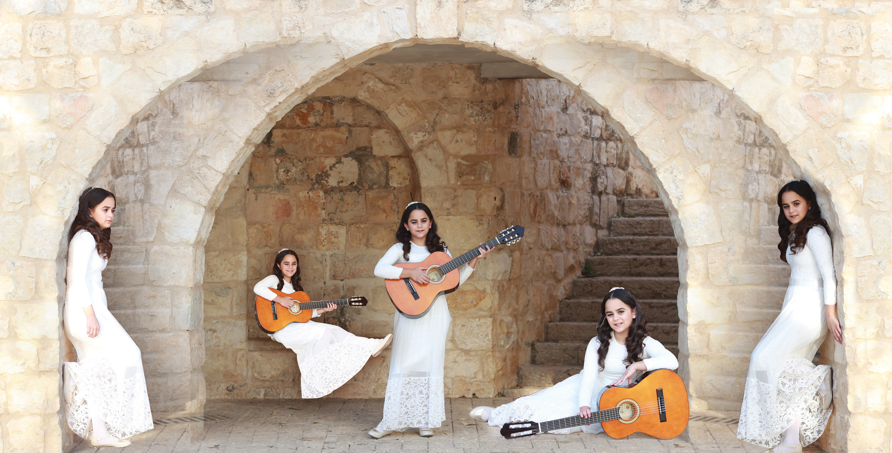 שירה אלבום דיגיטלי (6).jpg