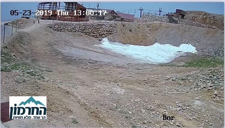 שלג בחרמון 23 05.JPG