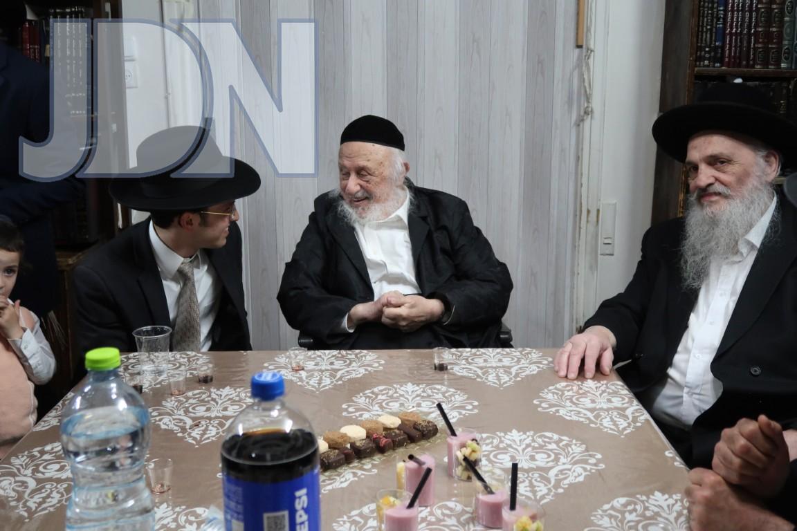 שמחת-הווארט-במעונו-של-מרן-ראש-הישיבה-הגרבד-פוברסקי-לנינתו-צילום-שוקי-לרר-6.jpg