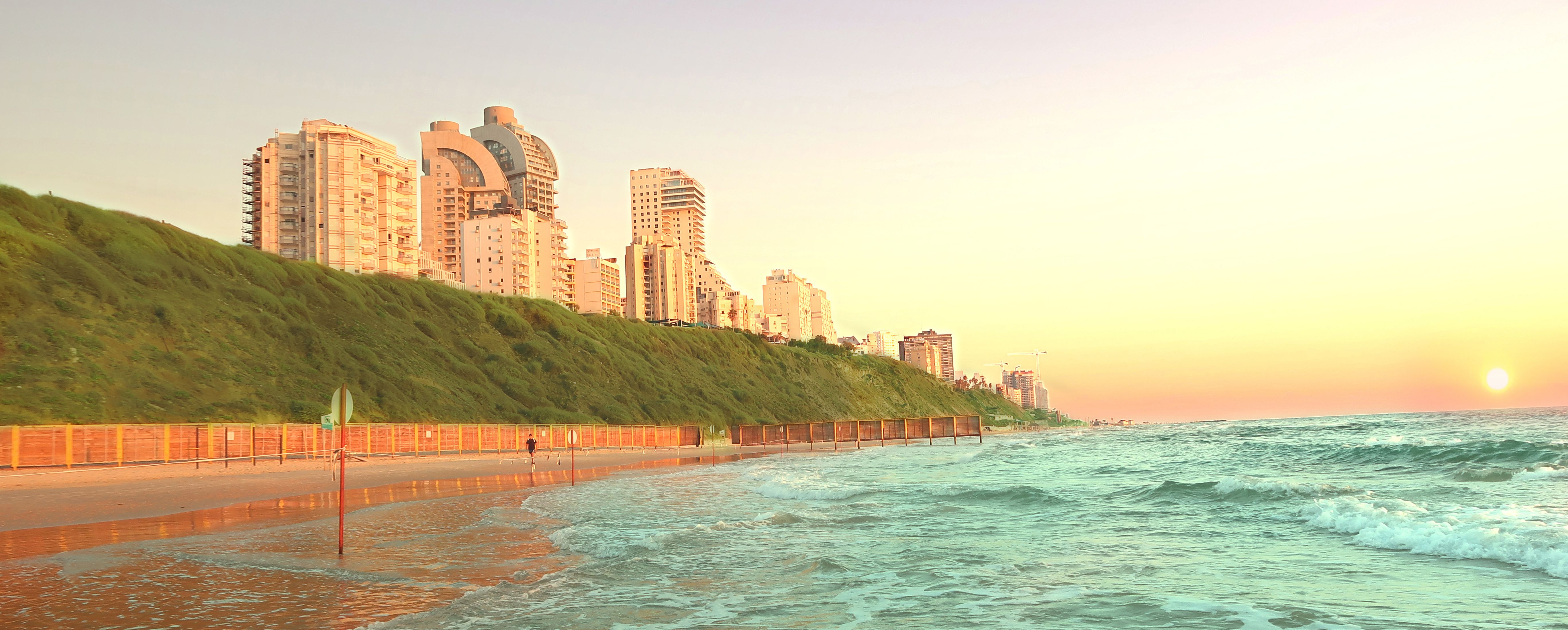 שקיעה - חוף נתניה.jpg