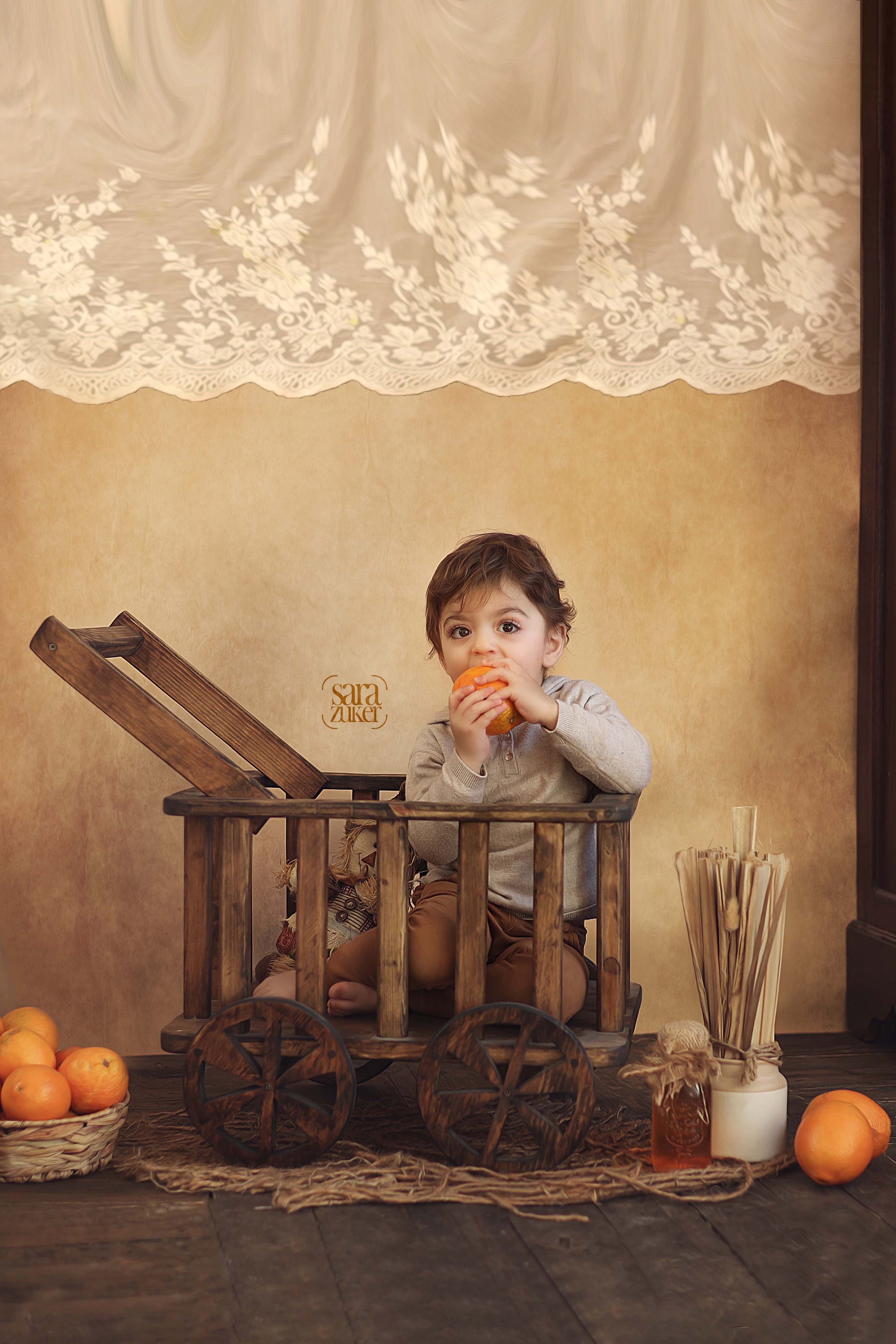 שרה צוקר 0527695445 אורך.jpg