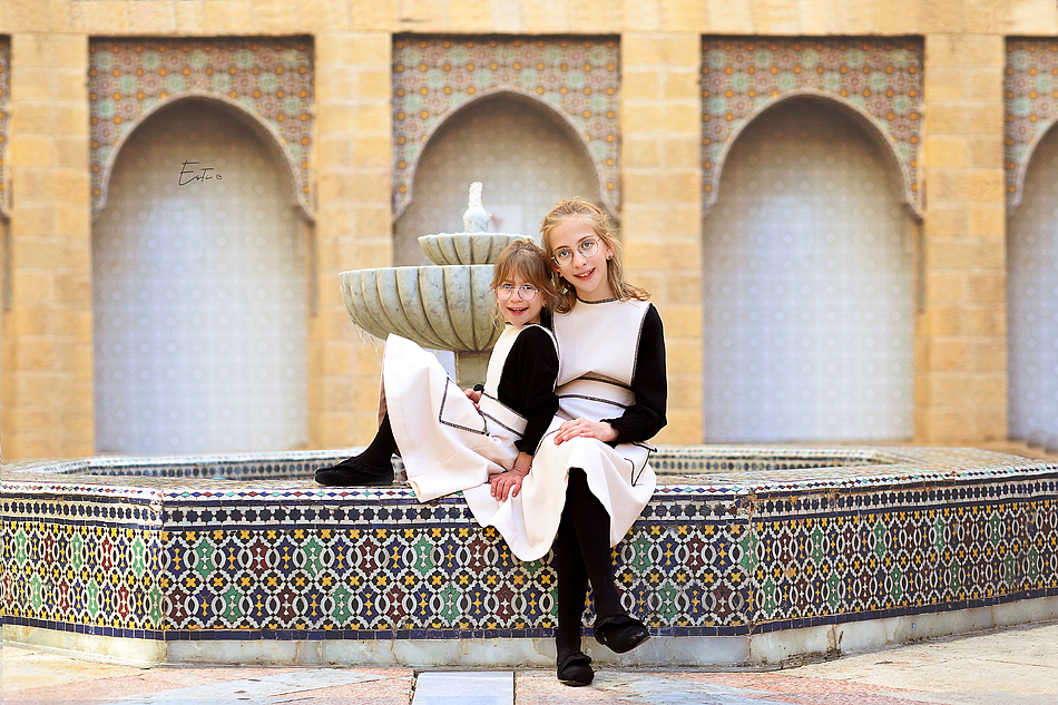 שתיהם על המים2 מ.jpg