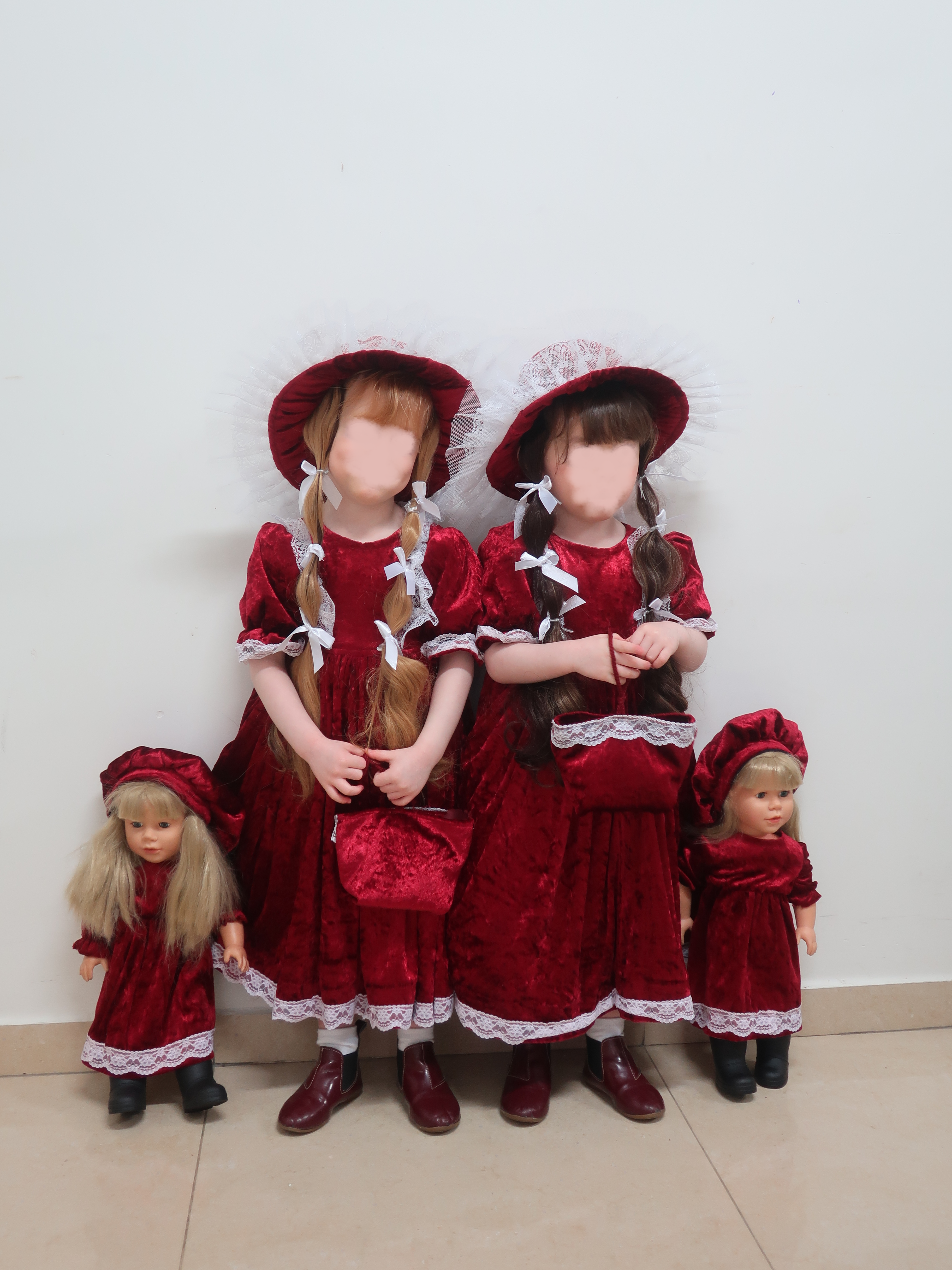 תחפושת בובת חרסינה.png