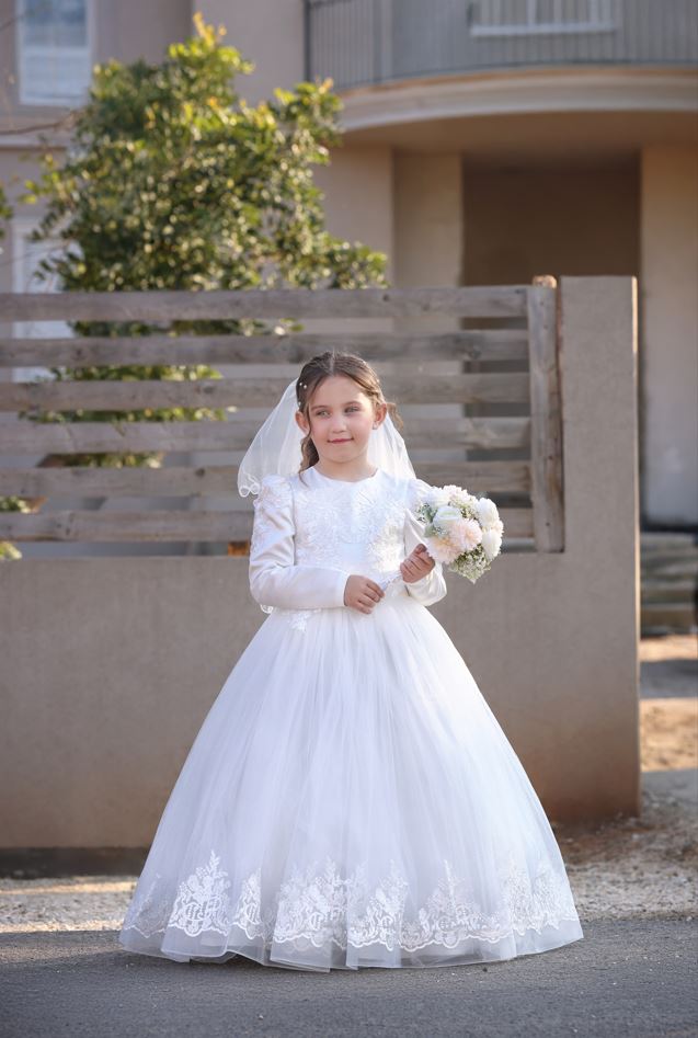 תחפושת כלה מפוארת דגם 2025 - מעצמת התחפושות סופר שיין.JPG