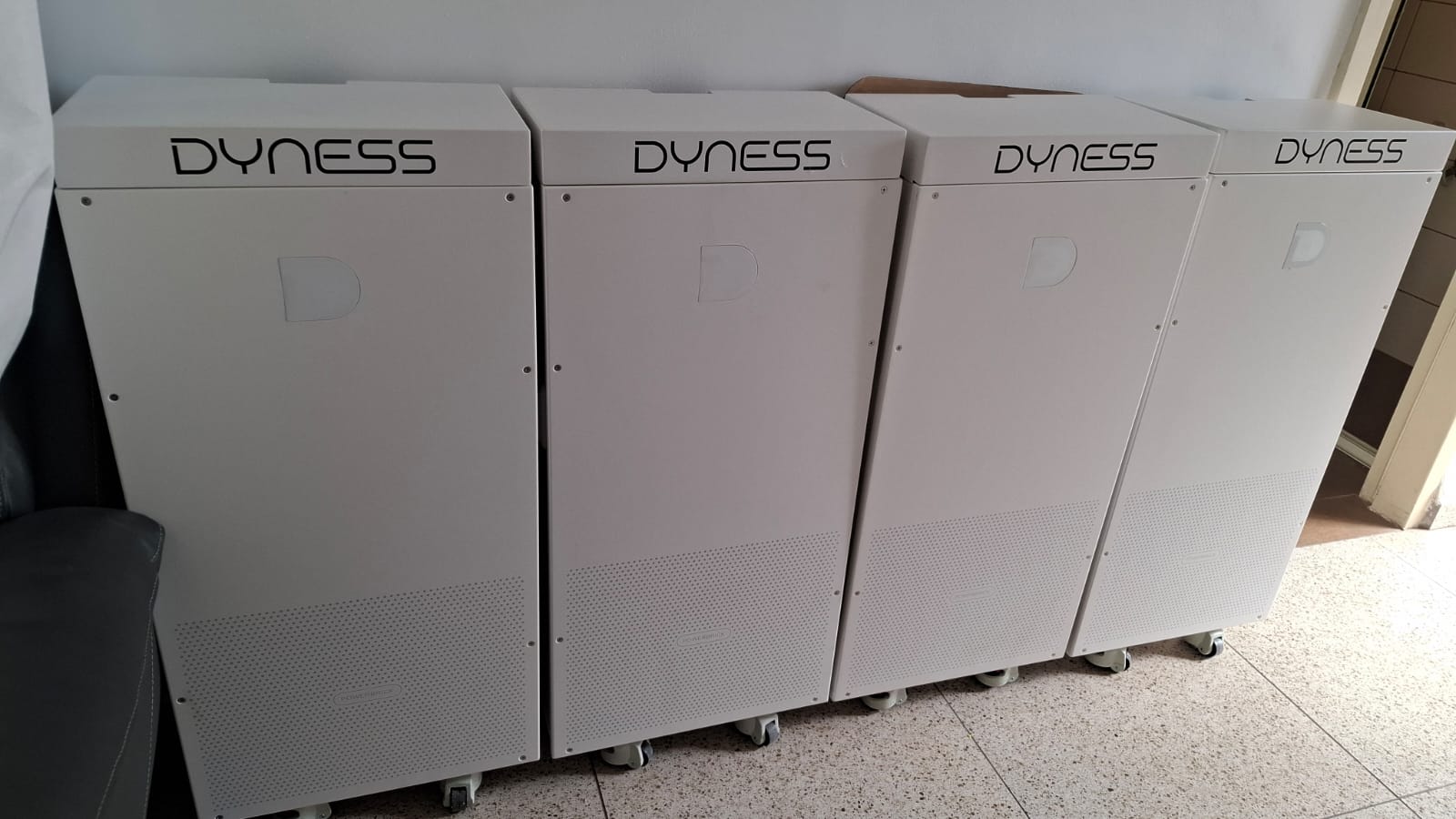 תמונה 4 מצברים.jpeg