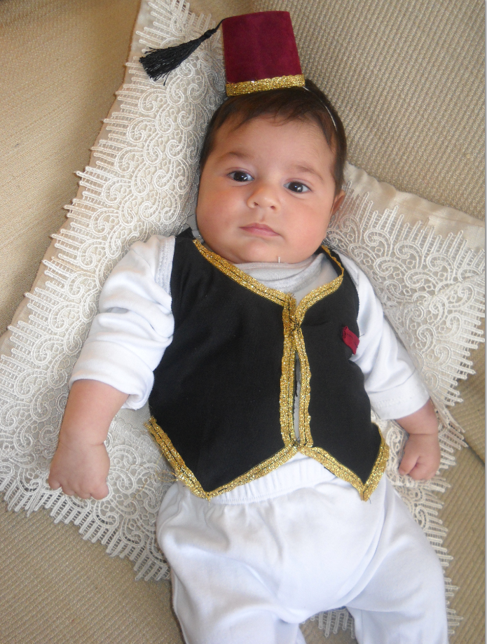 תרבוש פורים.PNG