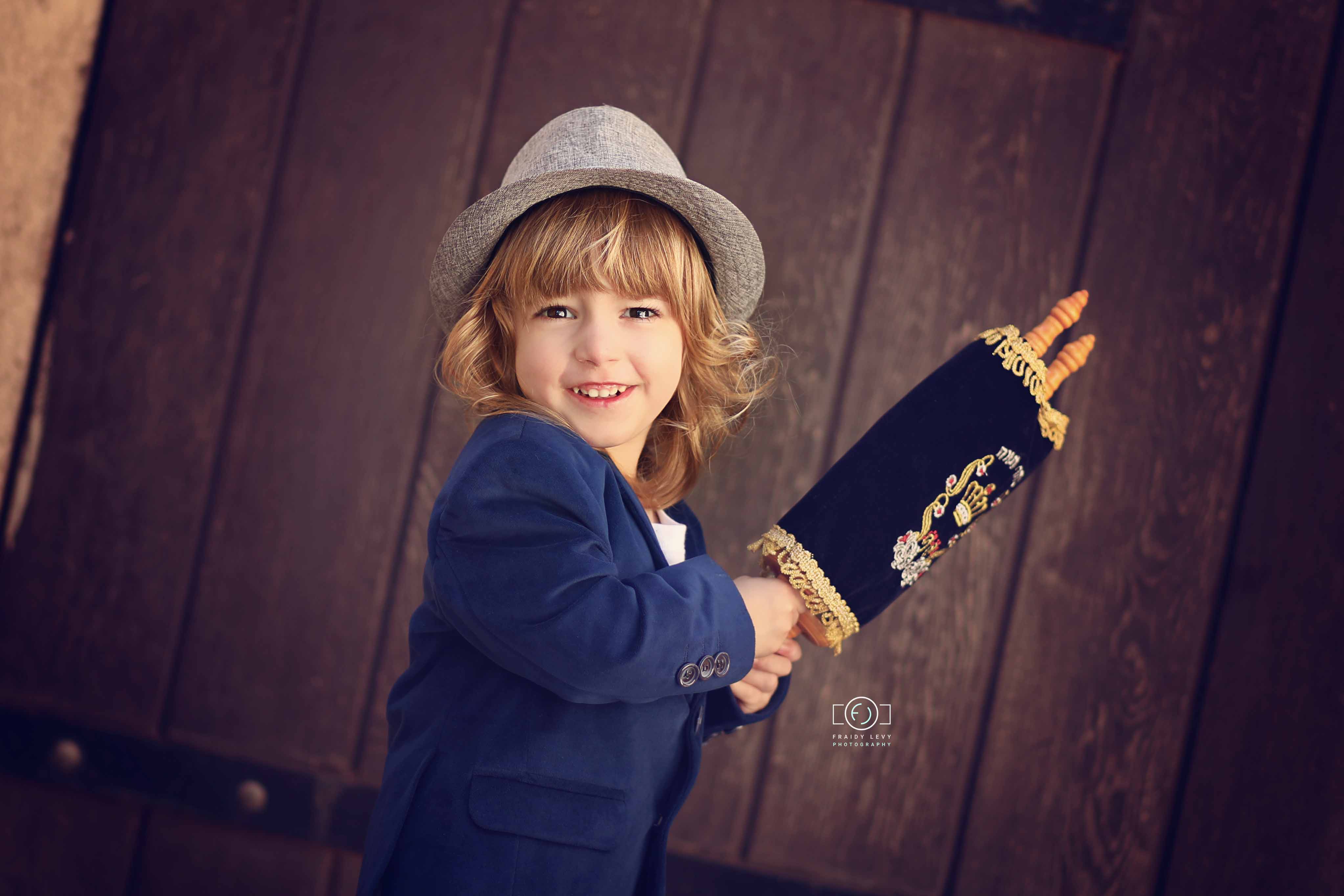 0A6A4639  מעובד לוגו.jpg