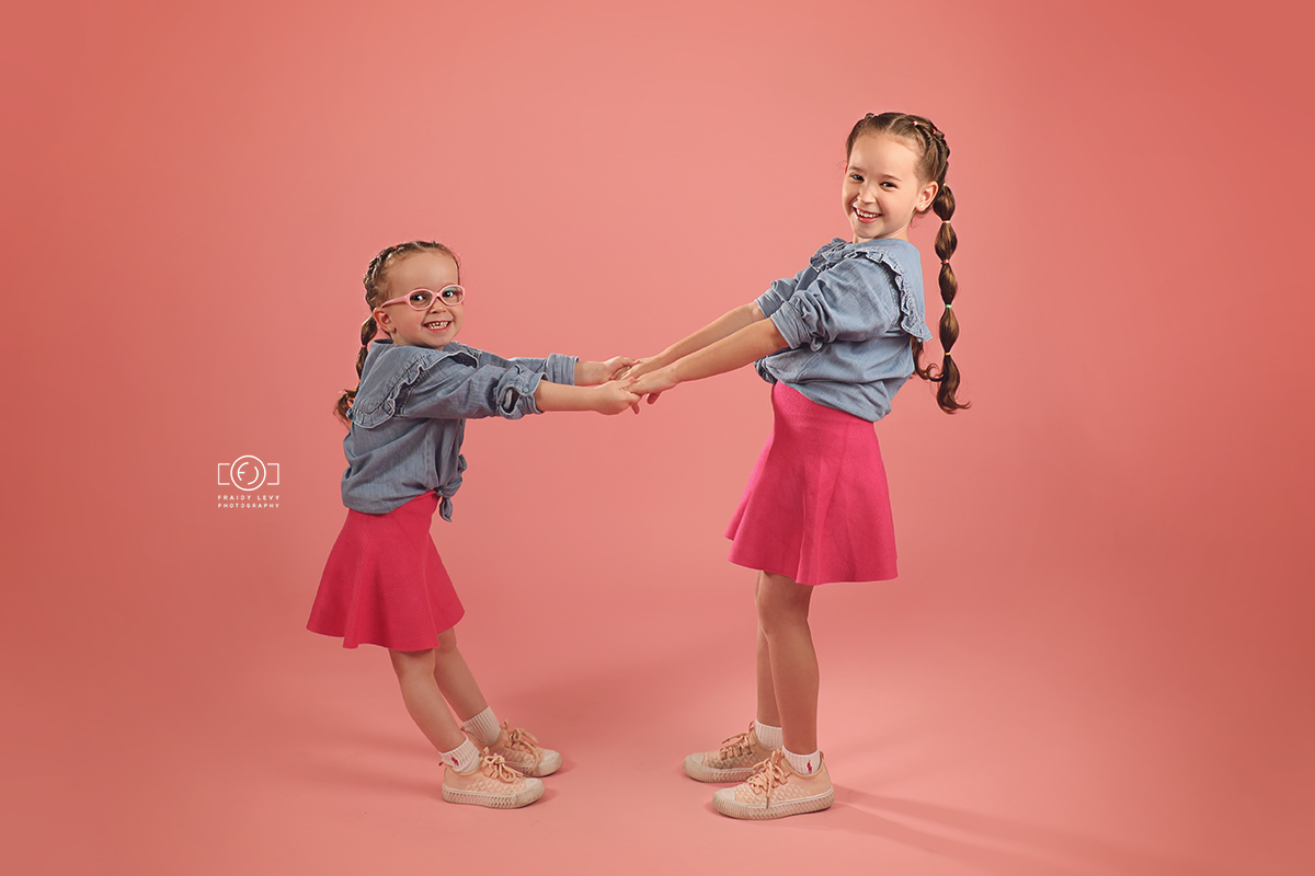 0A6A7220 מעובד לוגו.jpg