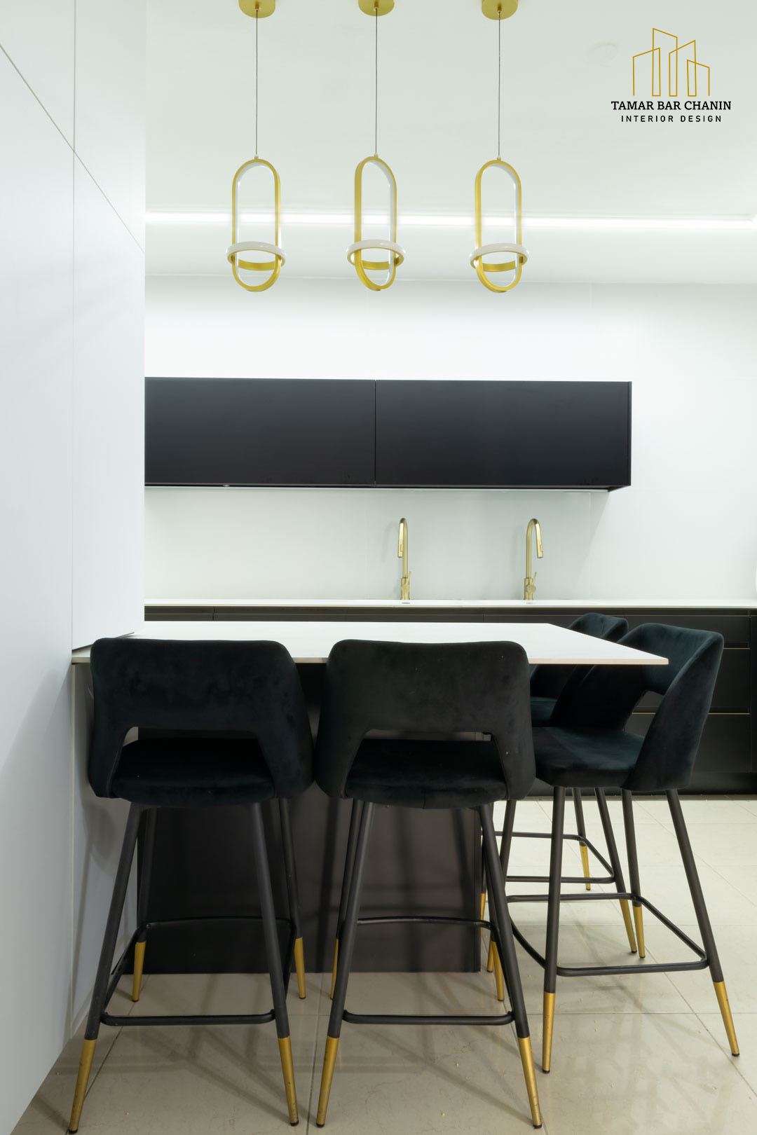 0K0A6179-1-Recovered copy.jpg