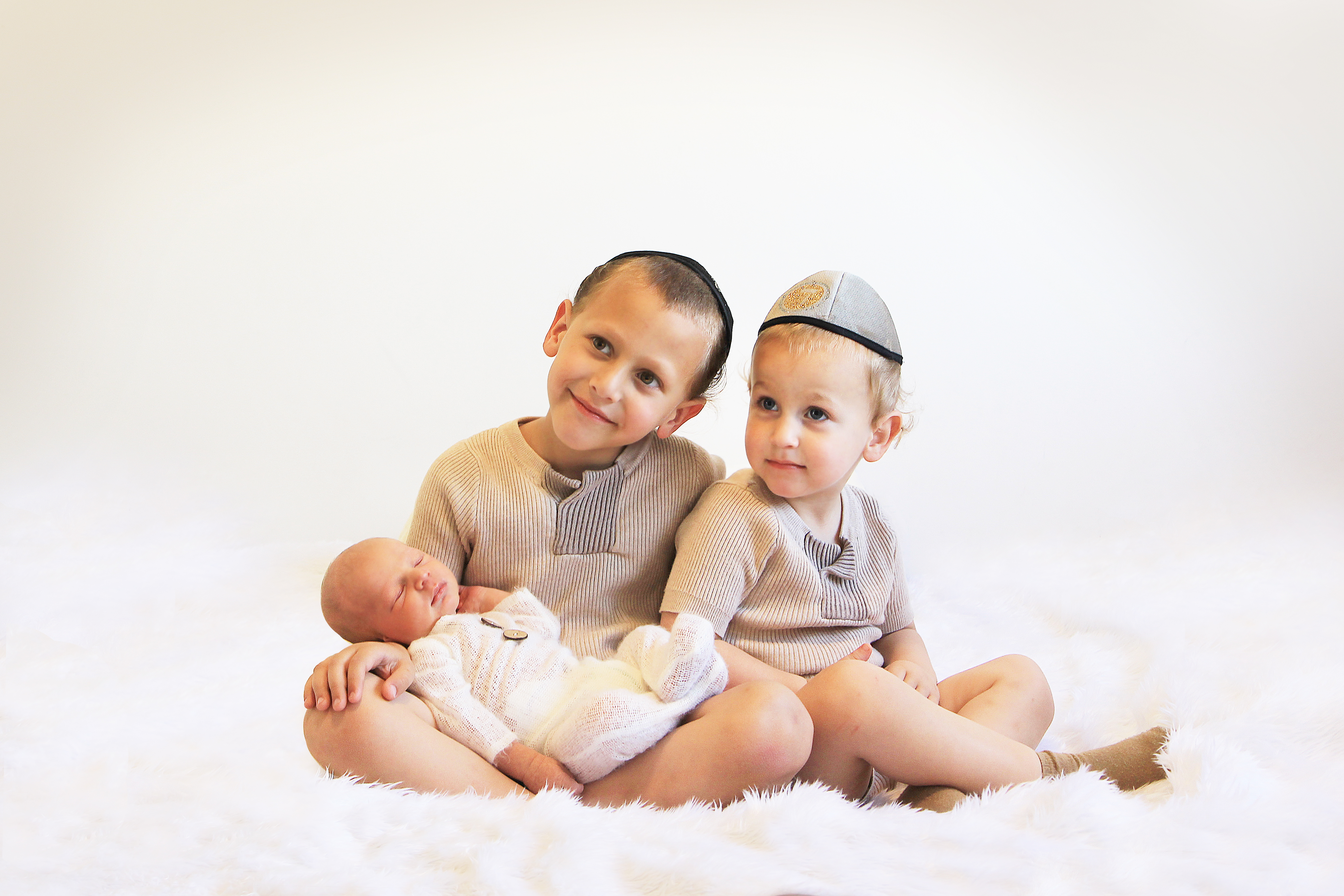 1 עם הכהיה.jpg