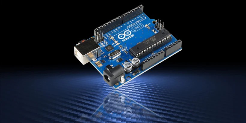 1117_arduino_uno_overview_820.jpg