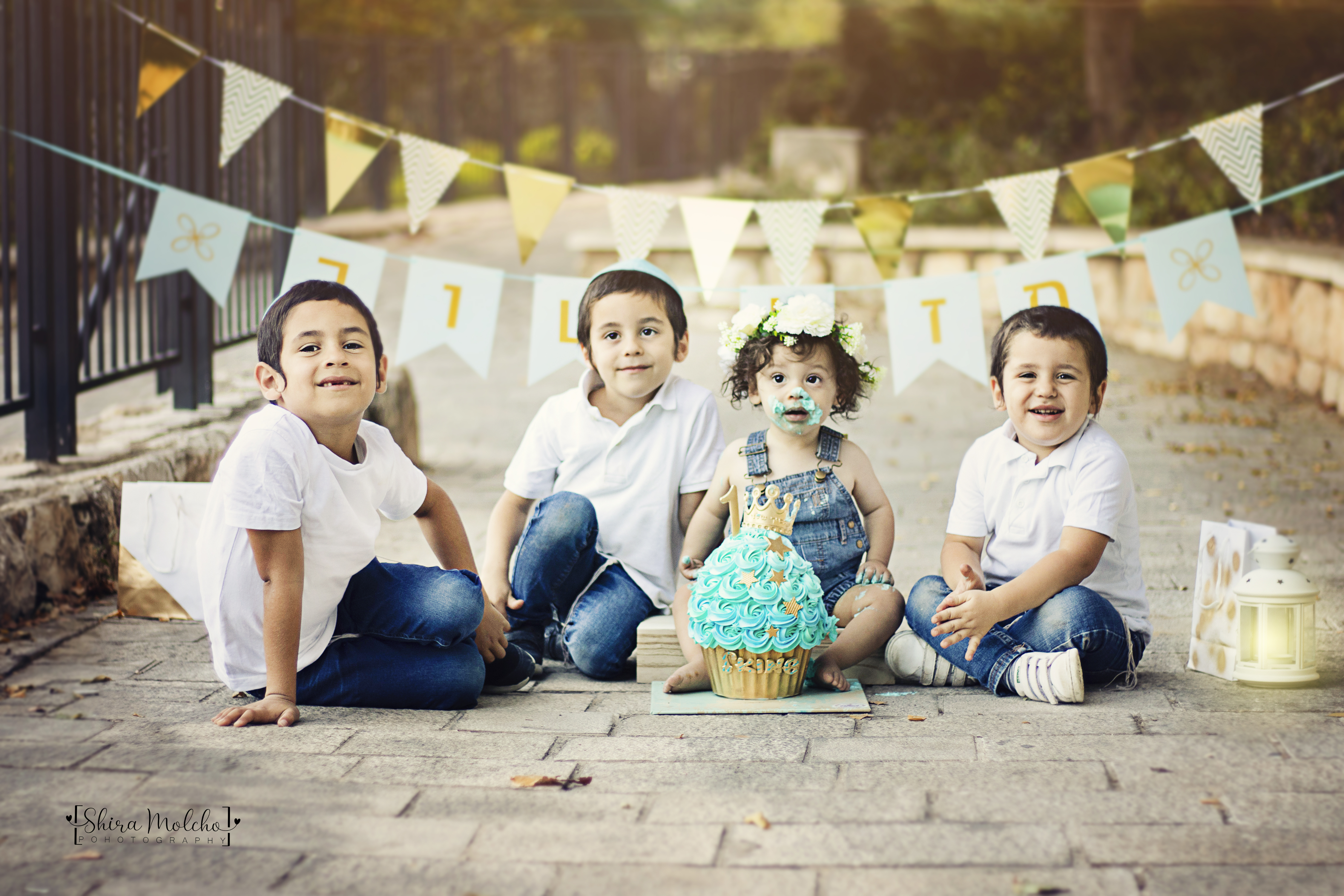 114שירה מולכו.jpgמוקטן.jpg