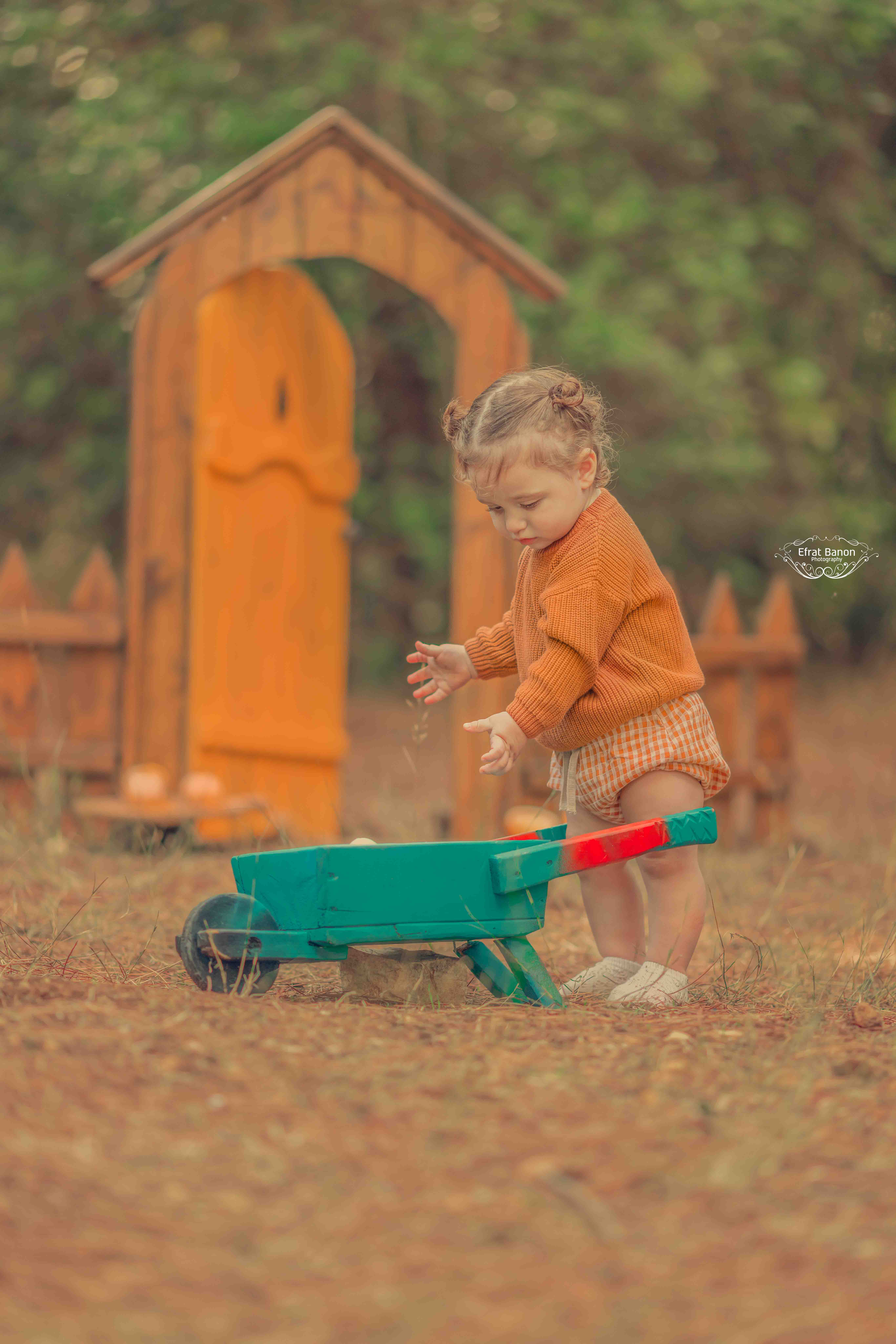 14אפרת בנון.jpg