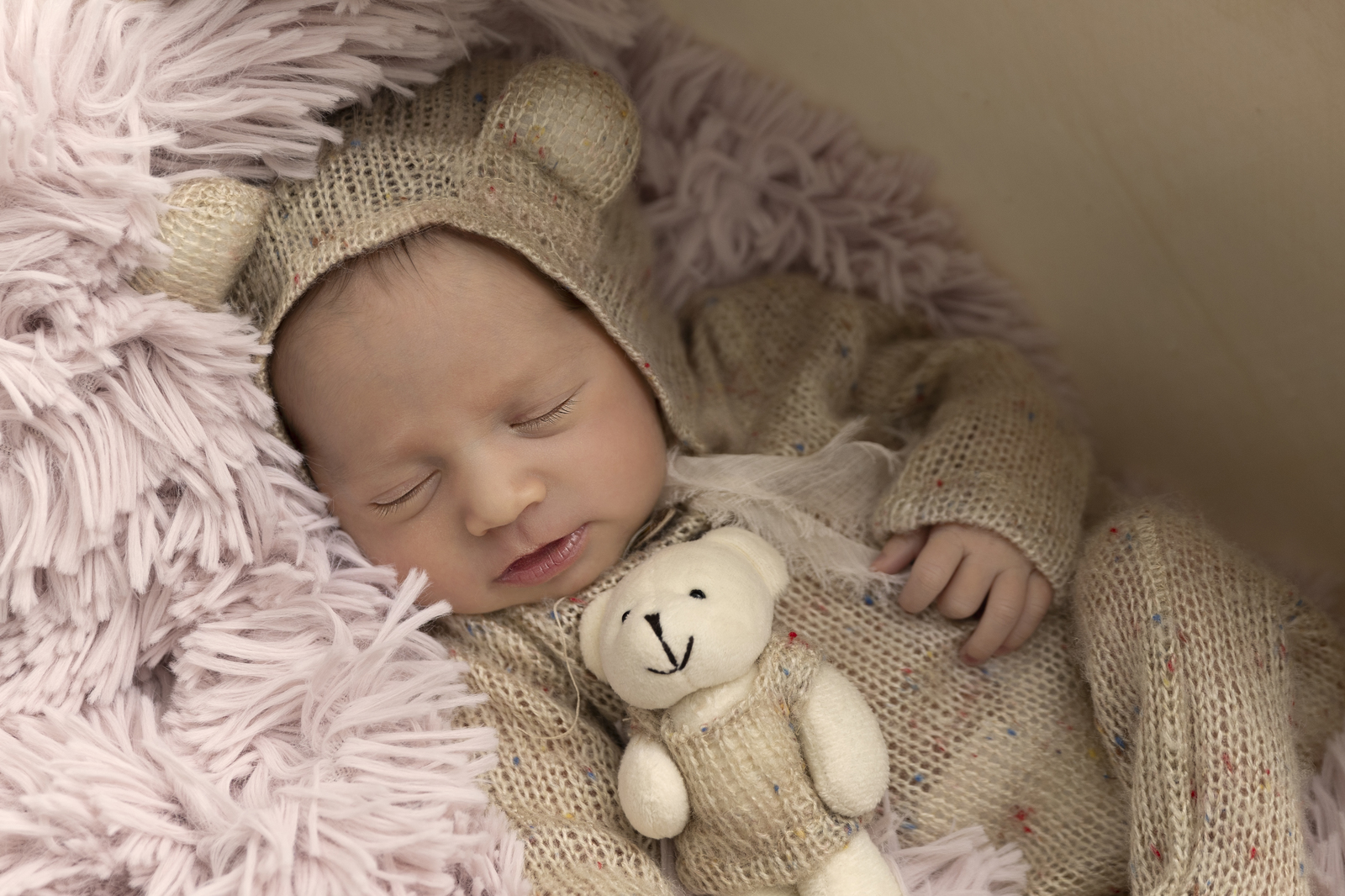 141A1126 copy_1600x1066.jpg