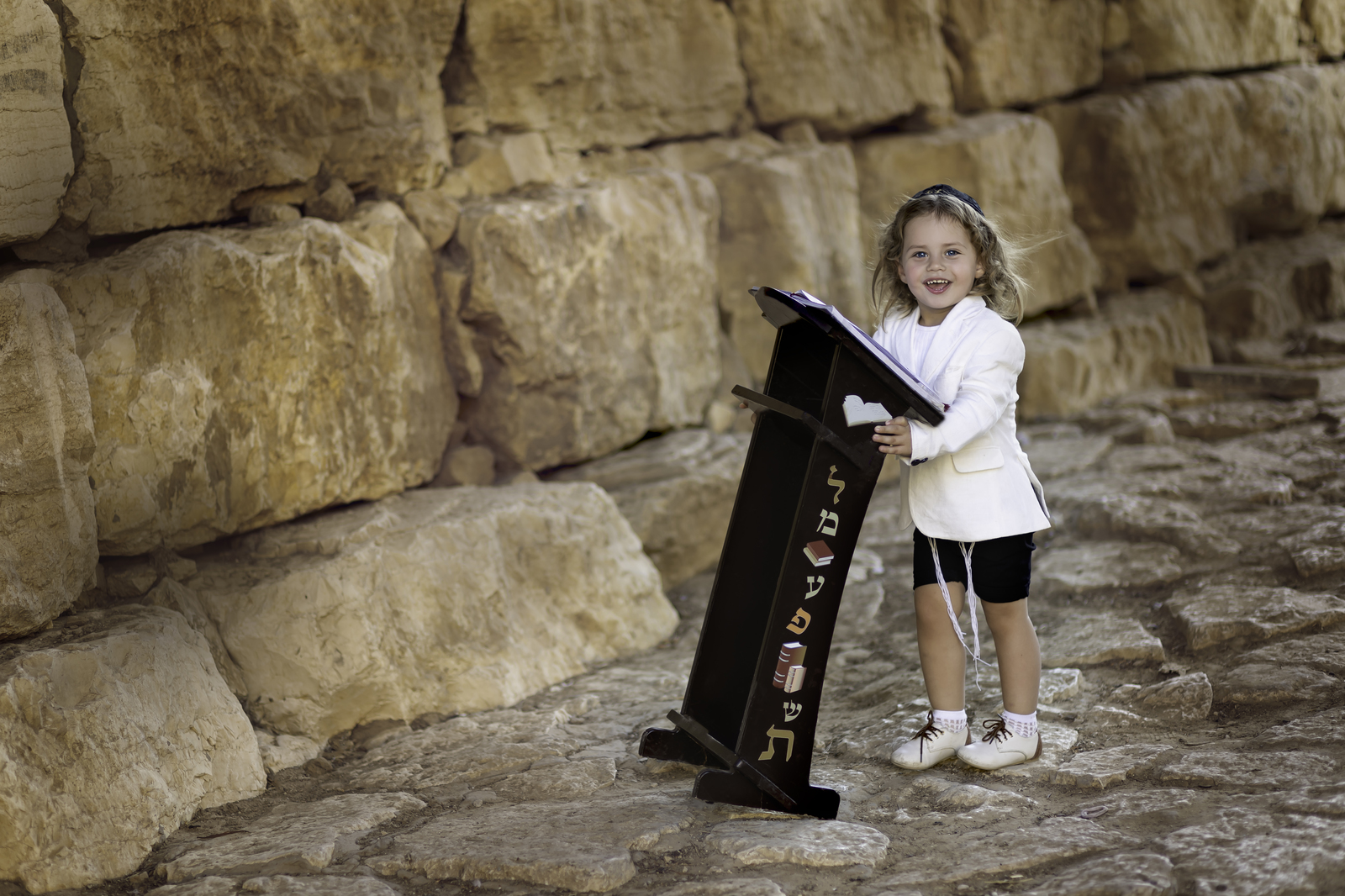 141A9081-1 copy_1600x1066.jpg