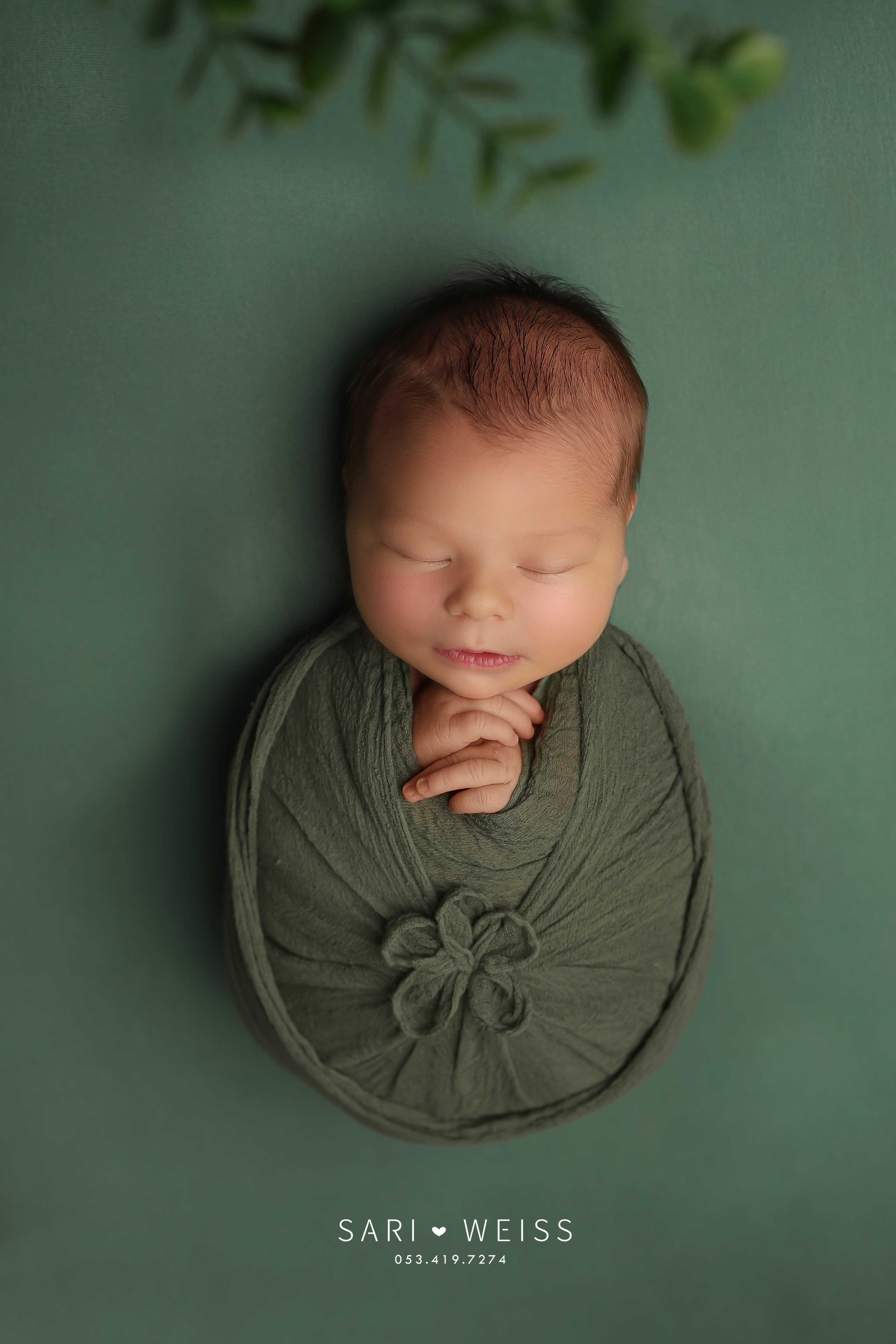 237A9549-Recovered copy מוק.jpg