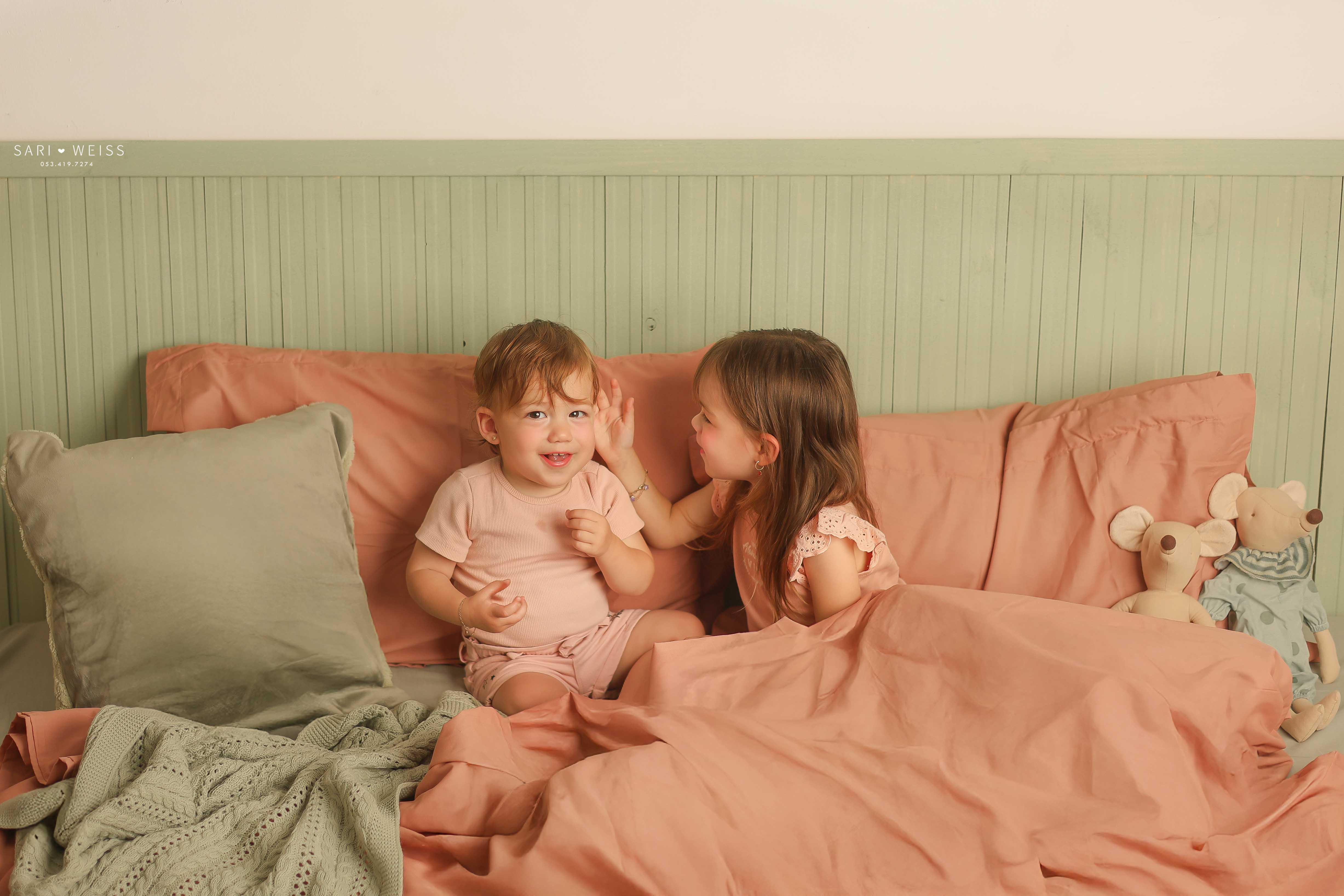 237A9999 copy מוק.jpg