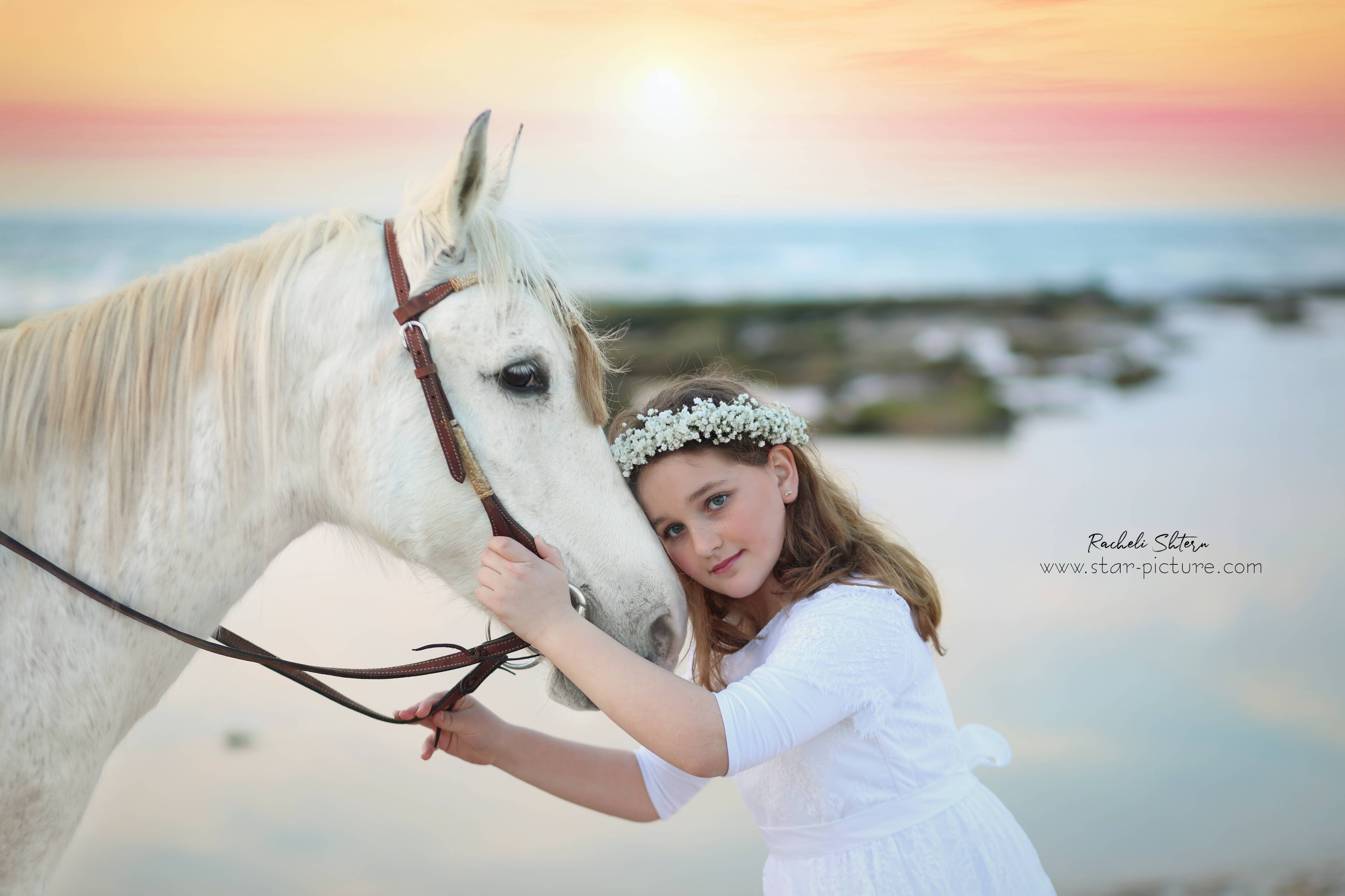 3F6A0337מעובד 2לוגו.jpg