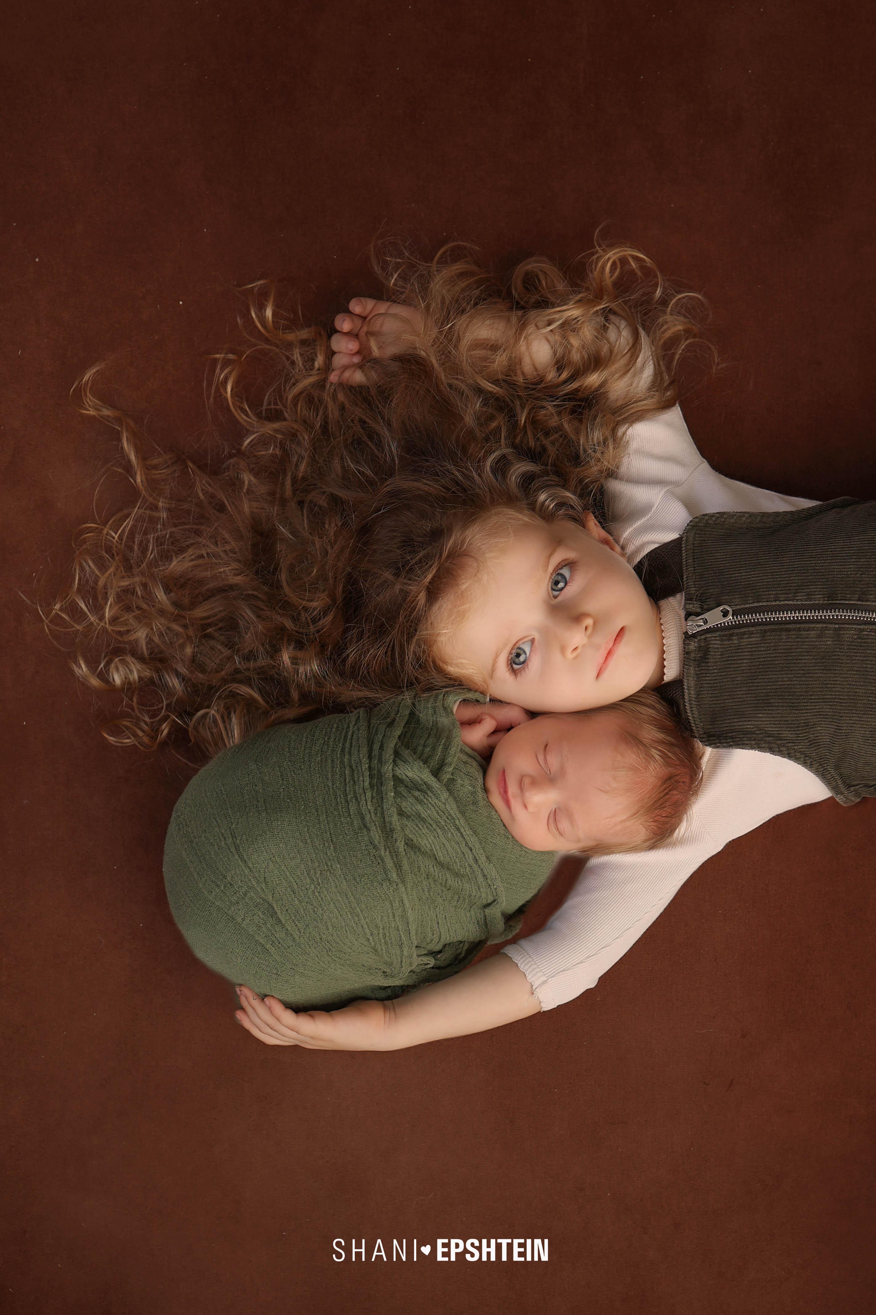 405A2458 לוגו.jpg