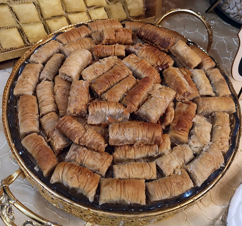 800px-PikiWiki_Israel_56009_baklava.jpg