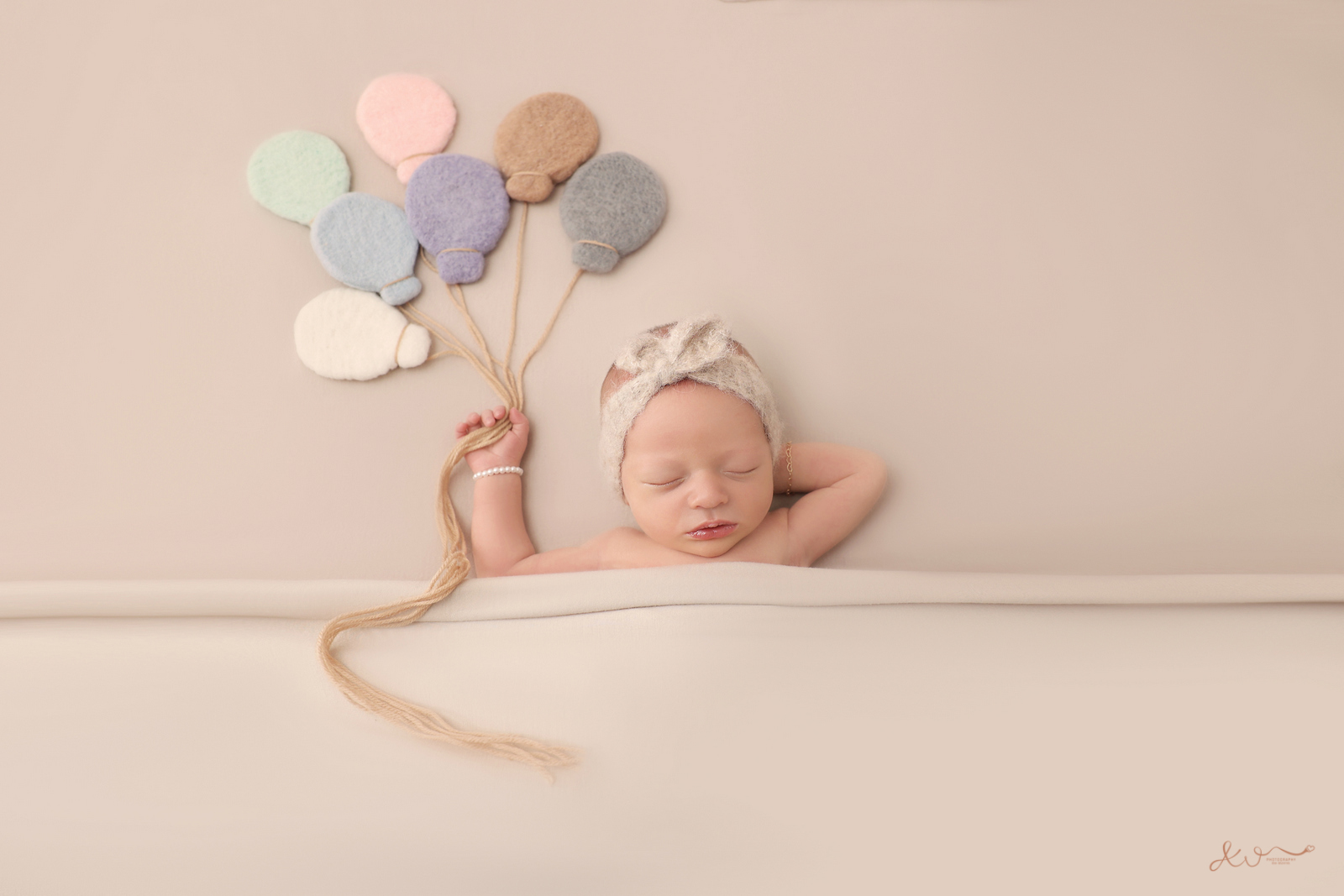 AYALA WEG NB (4).jpg