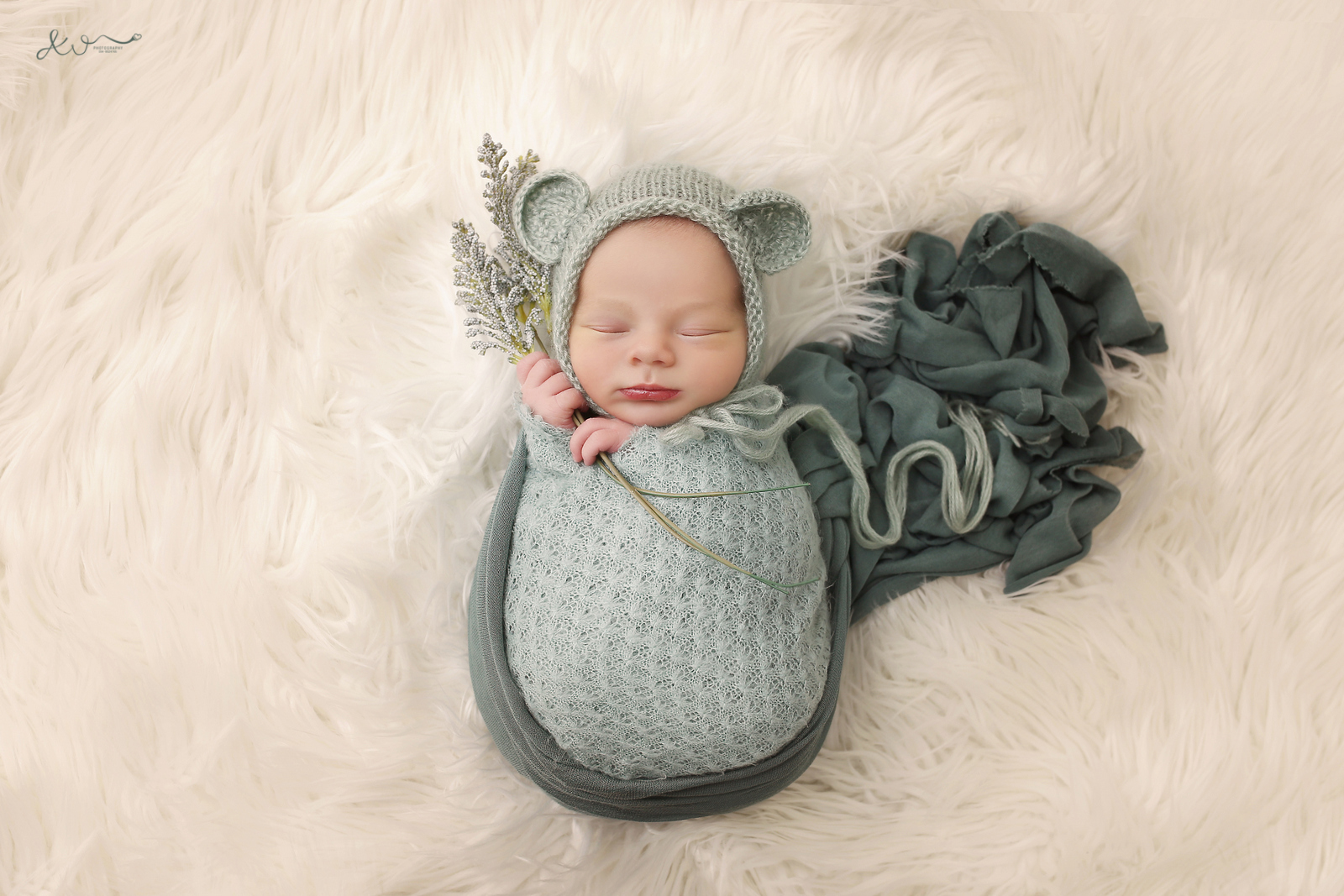 AYALA WEIG NB  (13).JPG