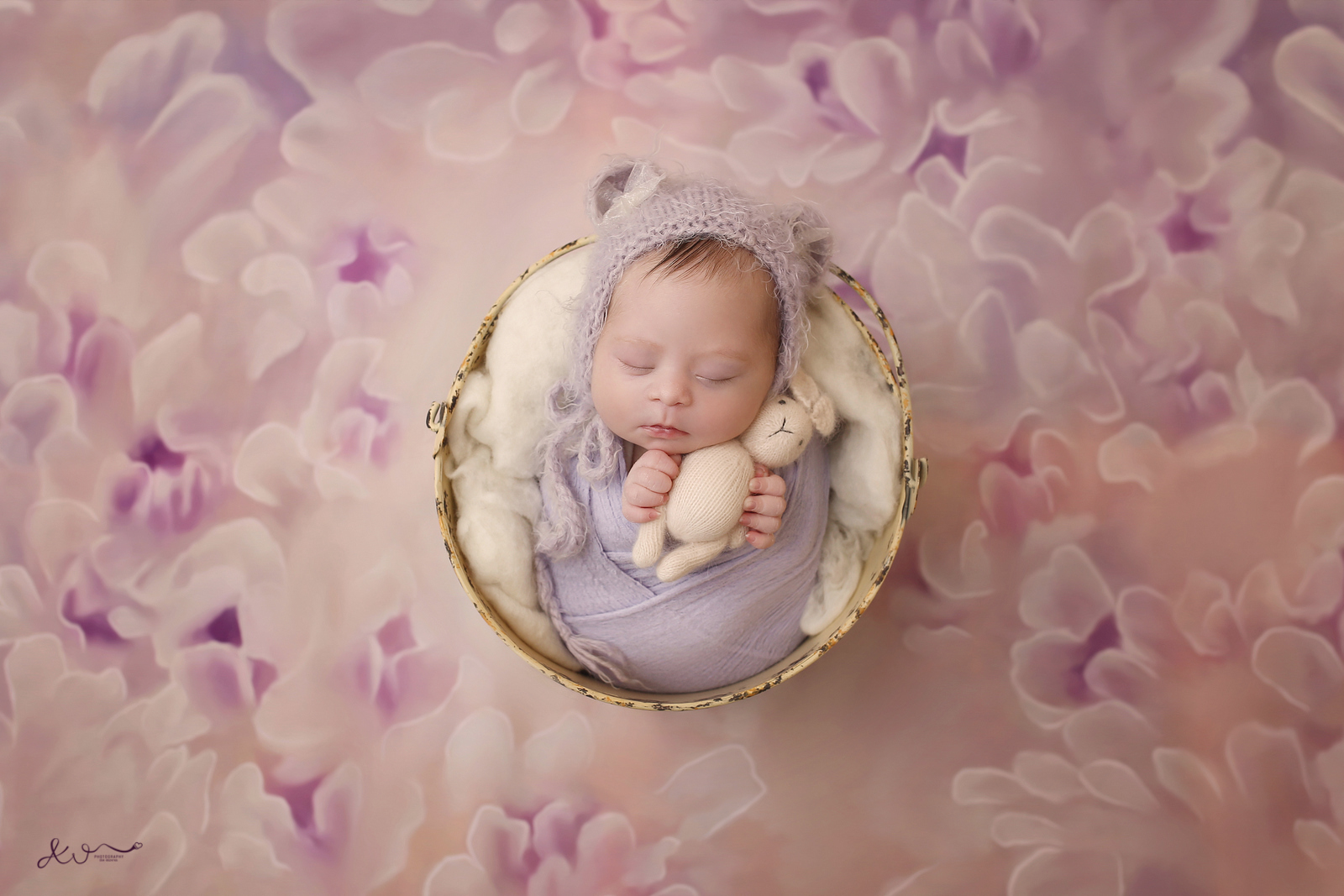 AYALA WEIG NB (2).JPG