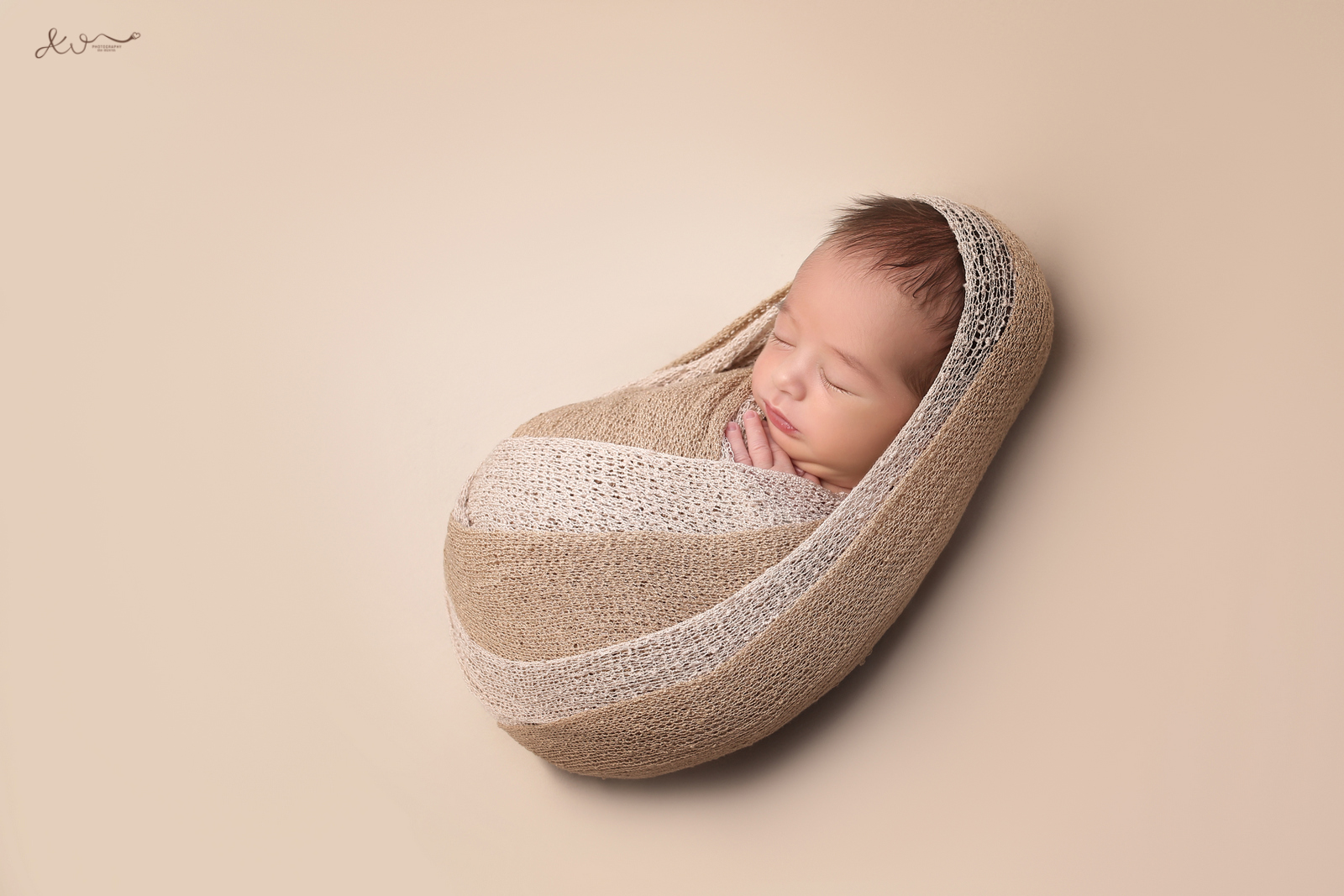 AYALA WEIG NB (3).JPG