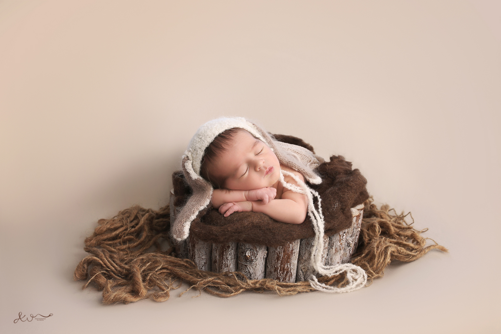 AYALA WEIG NB (5).JPG