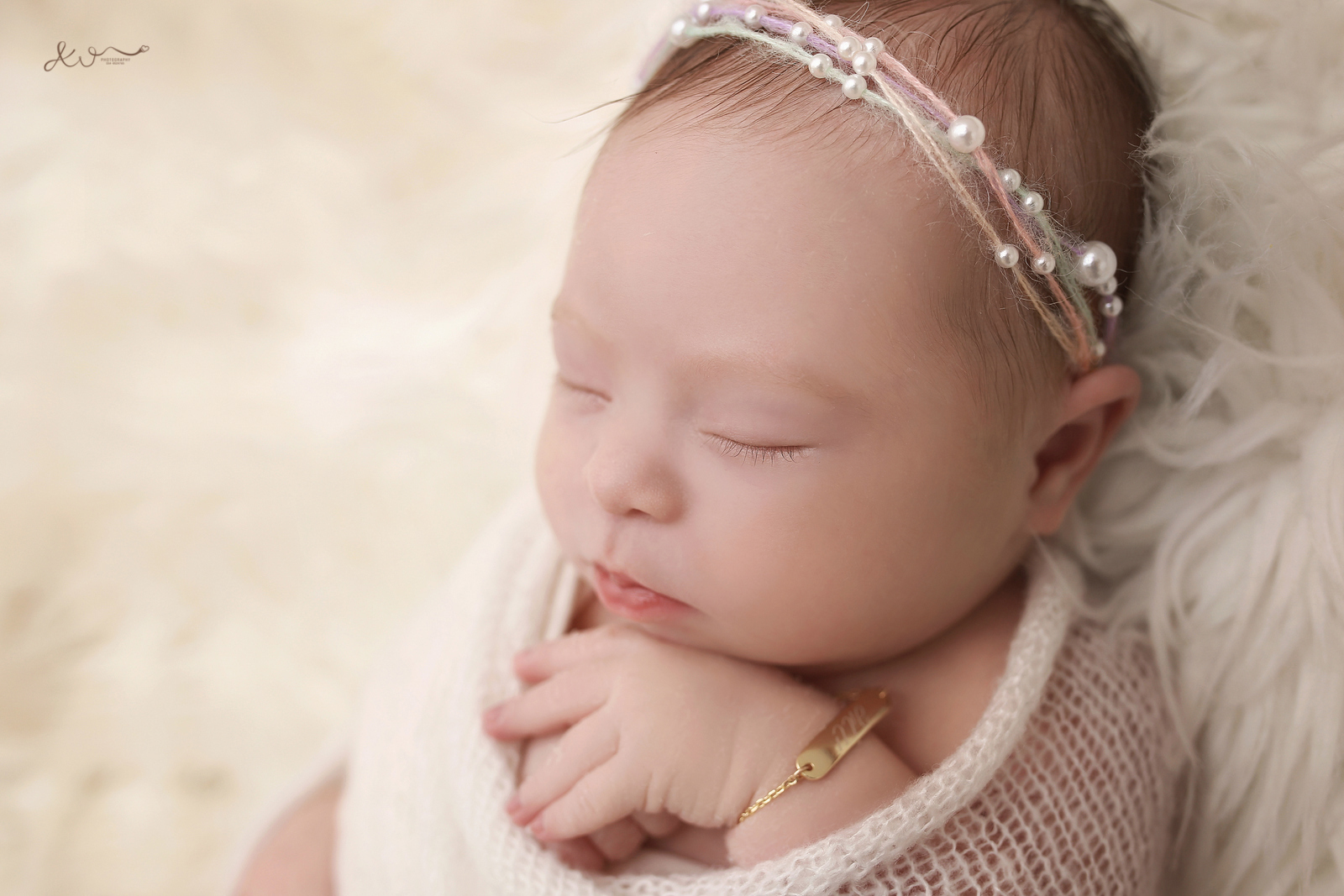 AYALA WEIG NB (7).JPG