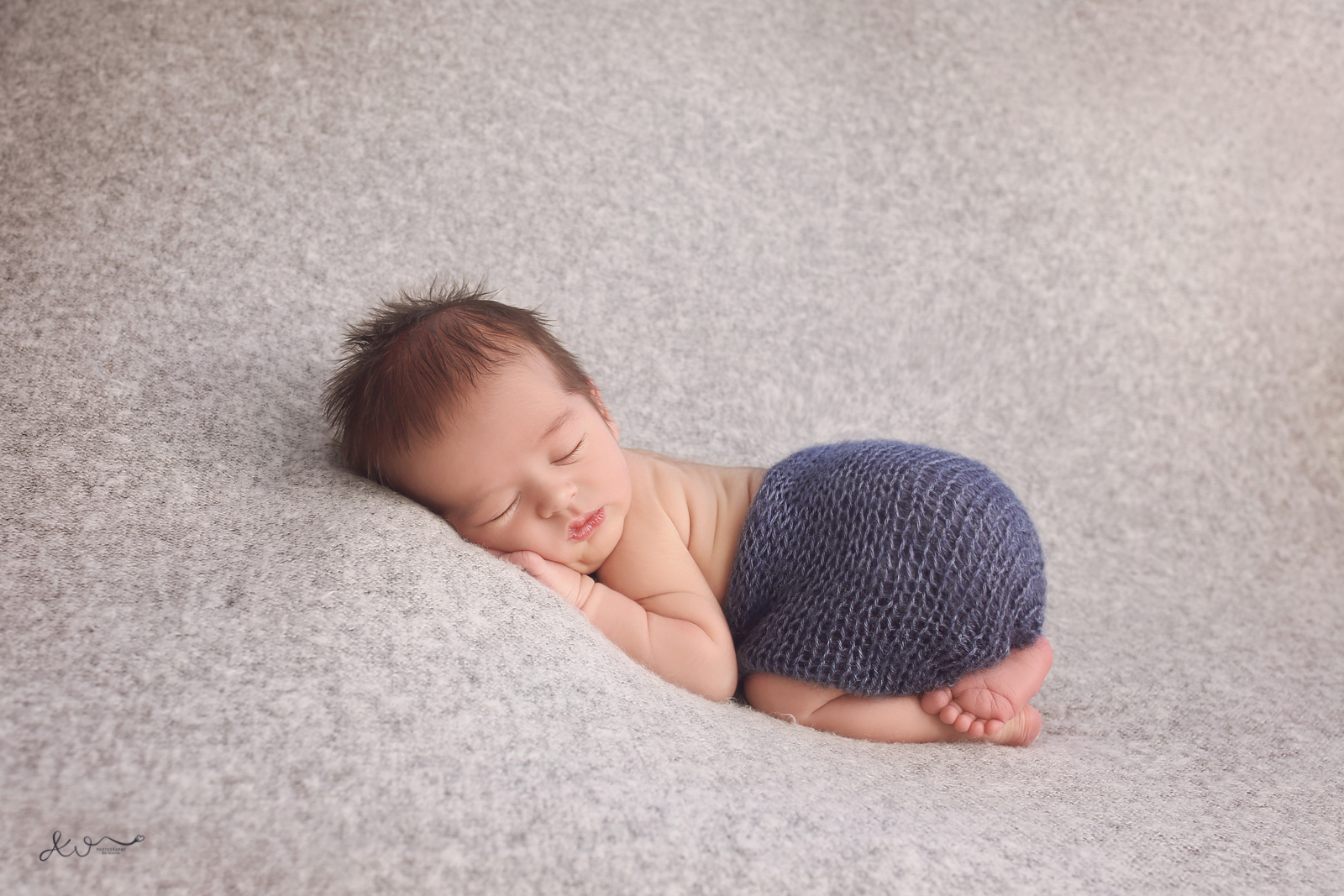 AYALA WEIG NB (9).JPG