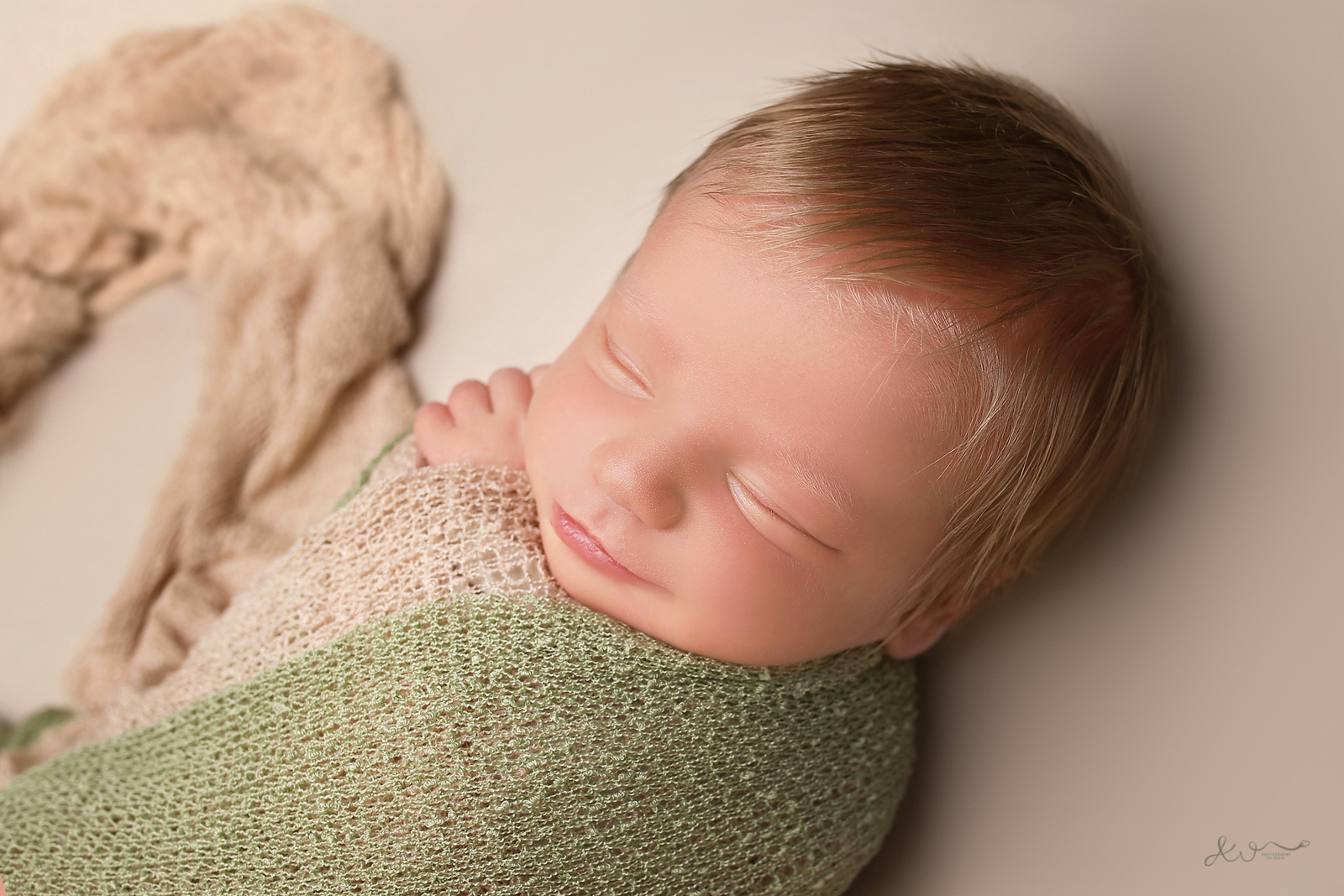 AYALA WEIG NB  (9).JPG