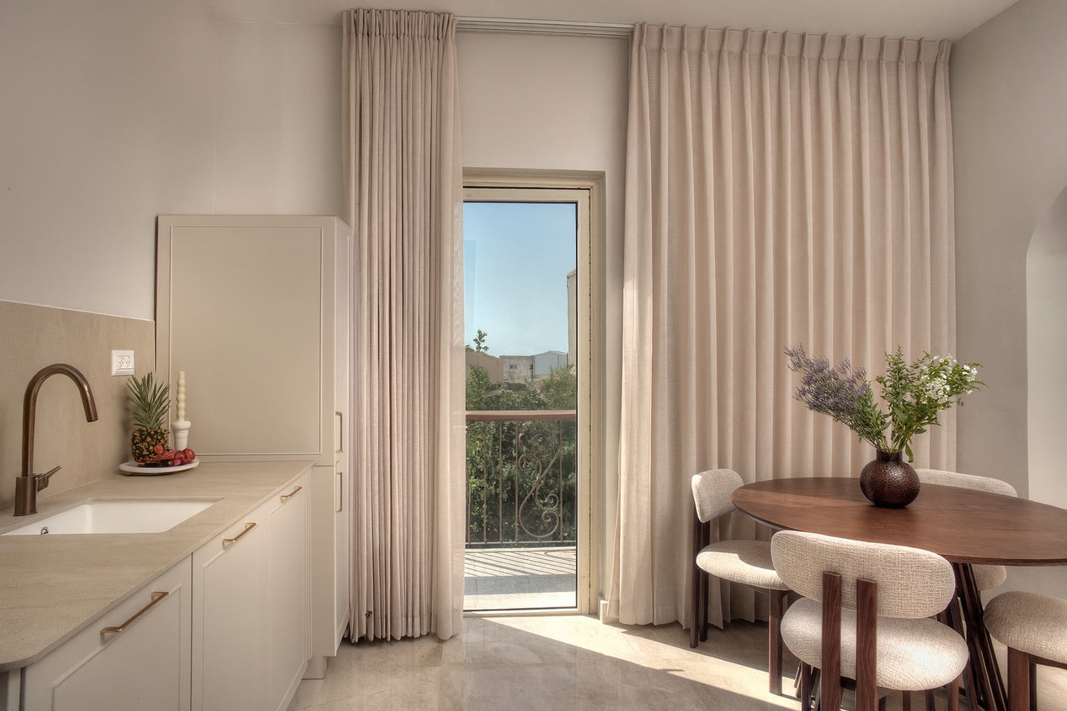 ChatGPT Image Aug 2, 2025, 10_33_12 PM.png