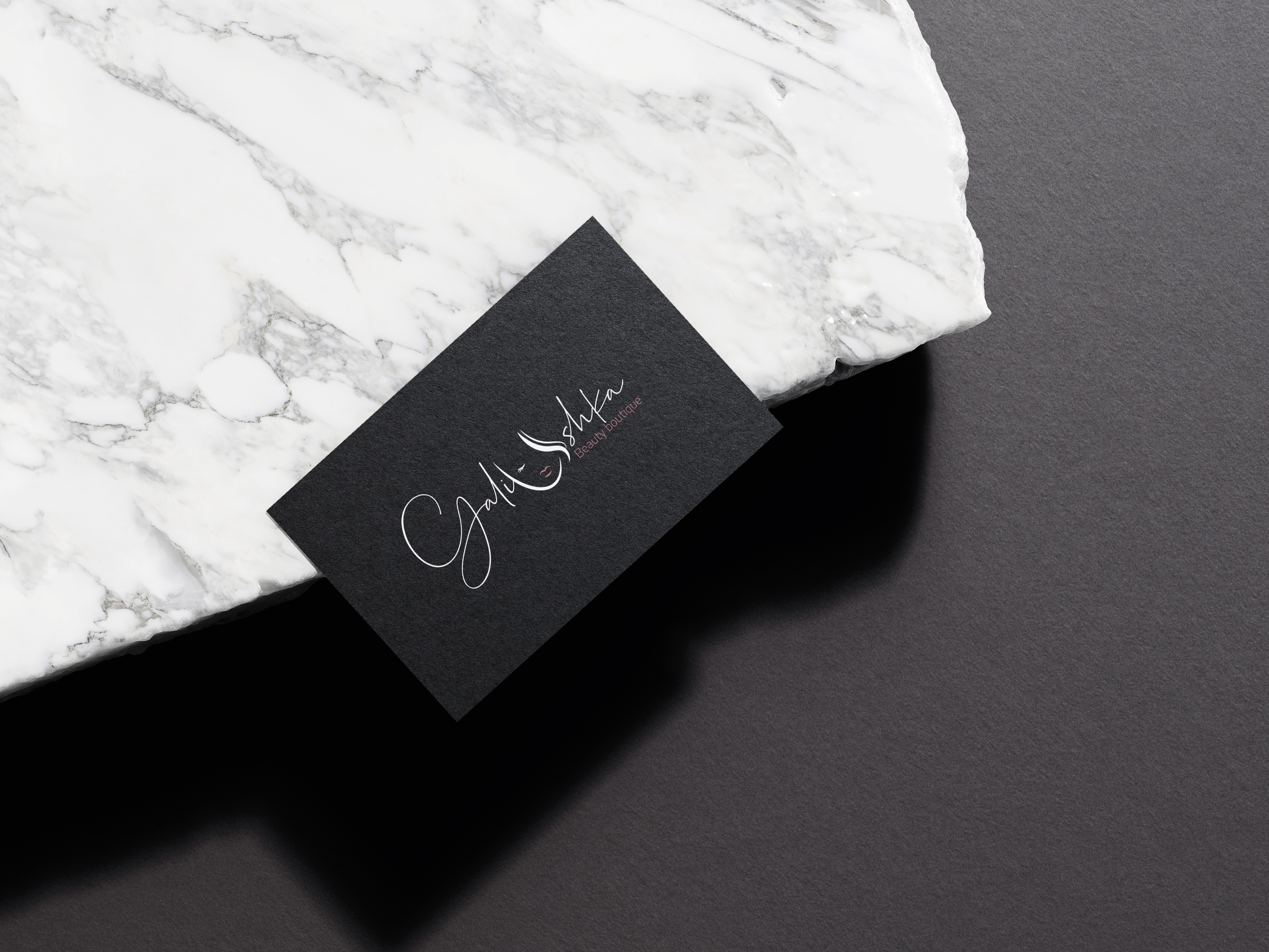 Free_Business_Card_mockup_1 copy.jpg