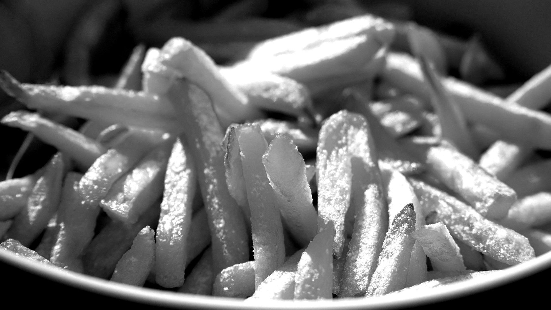 french-fries-5332766_1920 (1).jpg