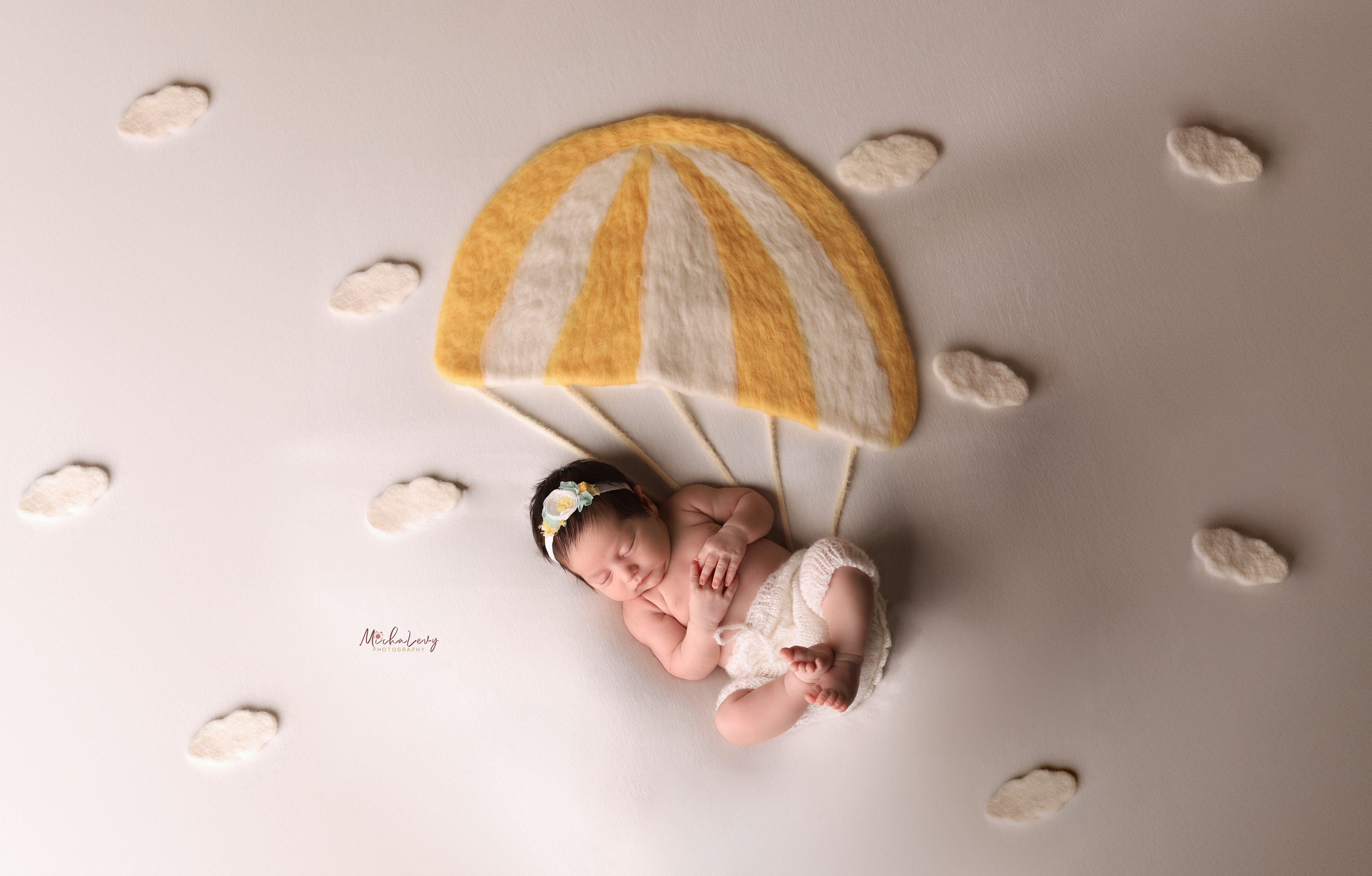 IMG_0242 עננים לוגו.jpg