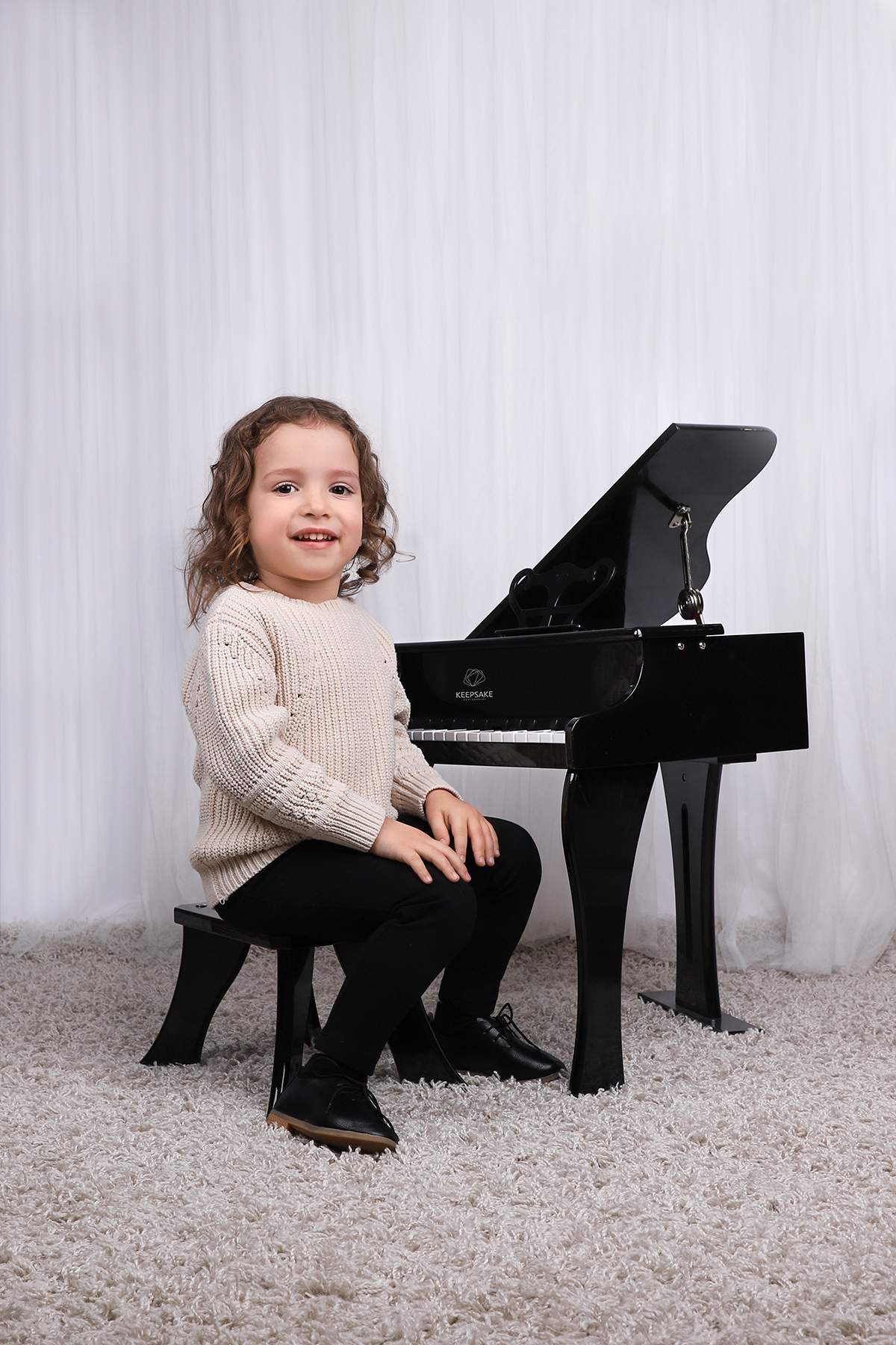 IMG_0331 copy 2צל copy.jpg