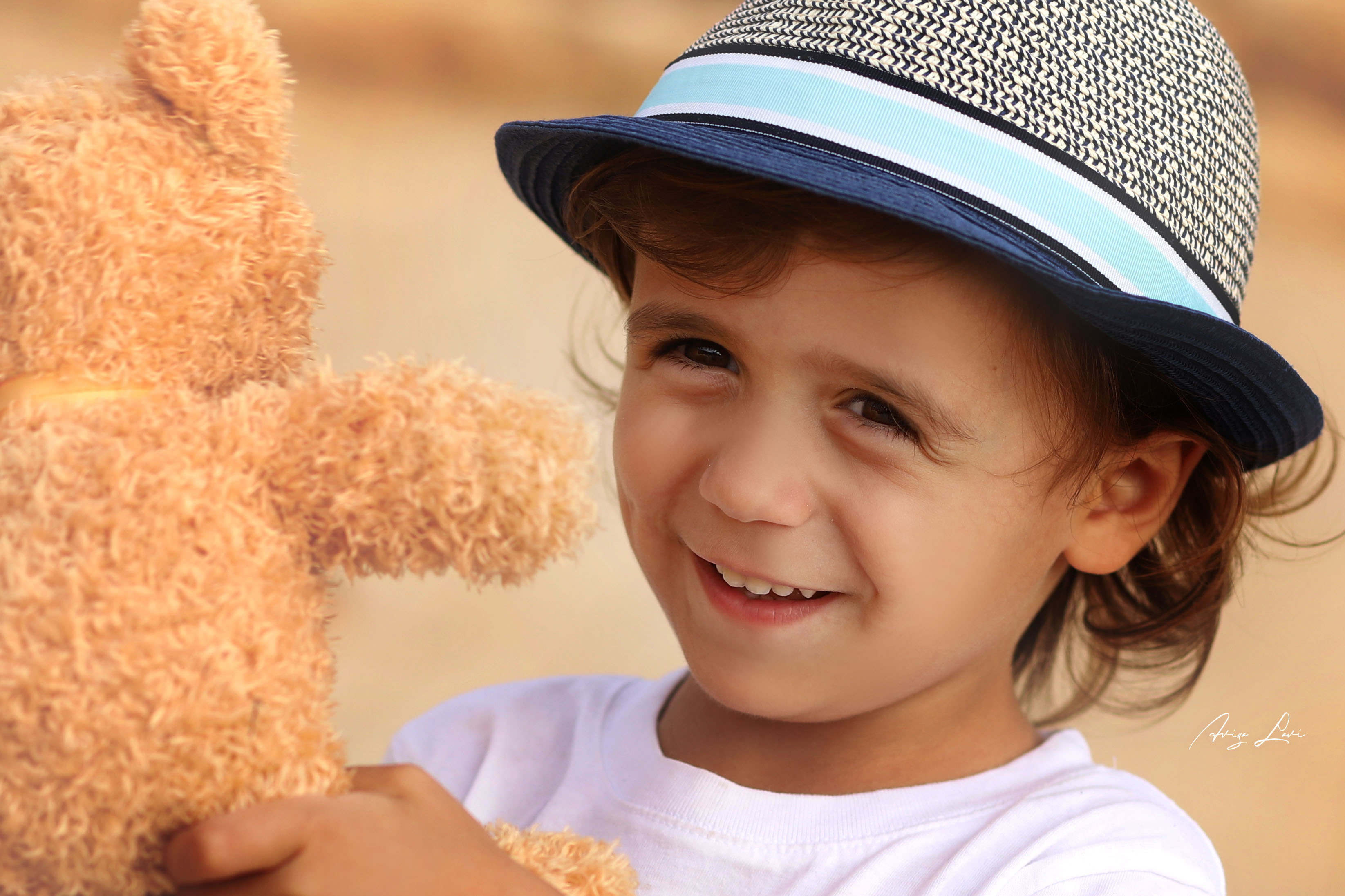 IMG_7872 לוגו.jpg