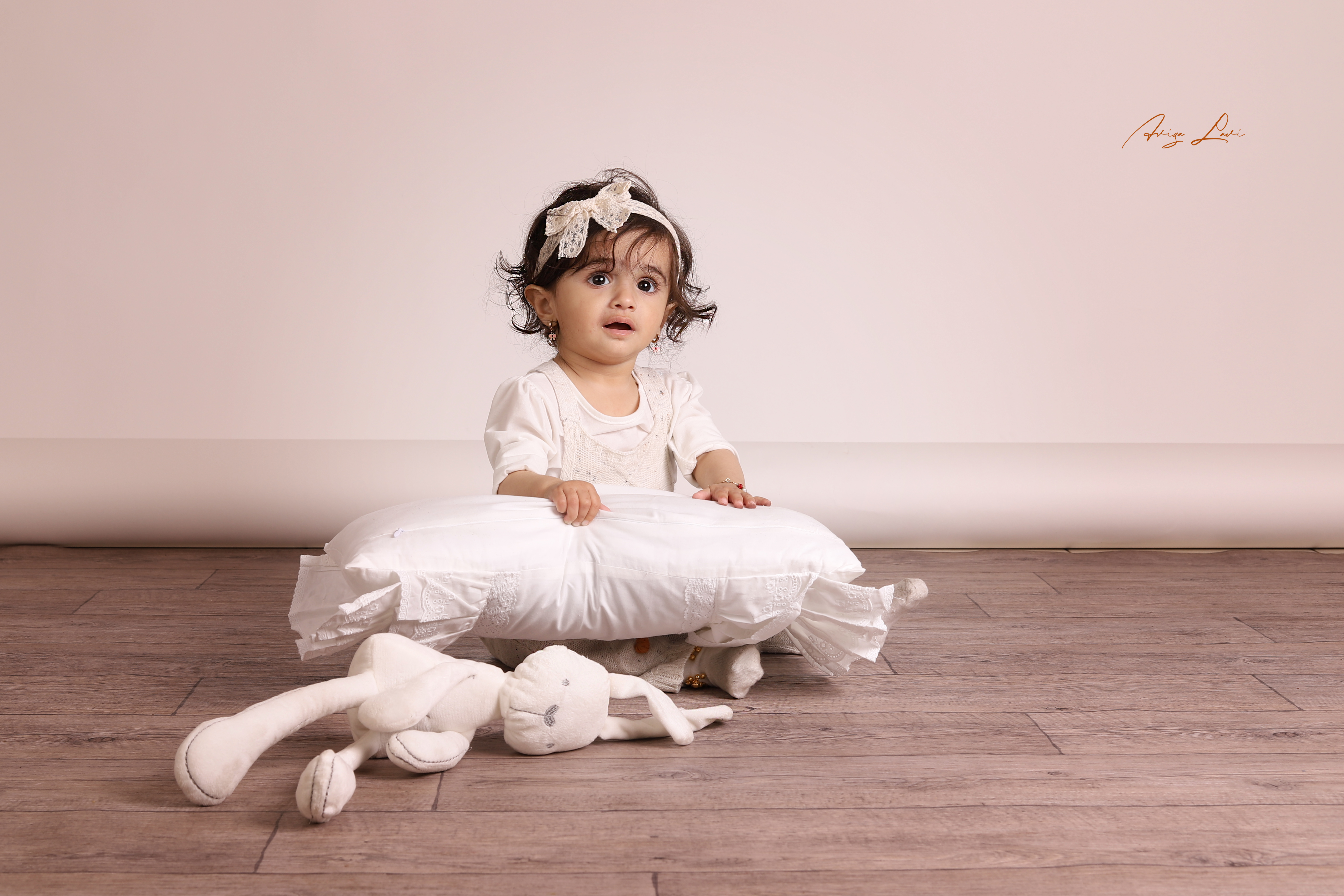 IMG_9960מעובד לוגו.jpg