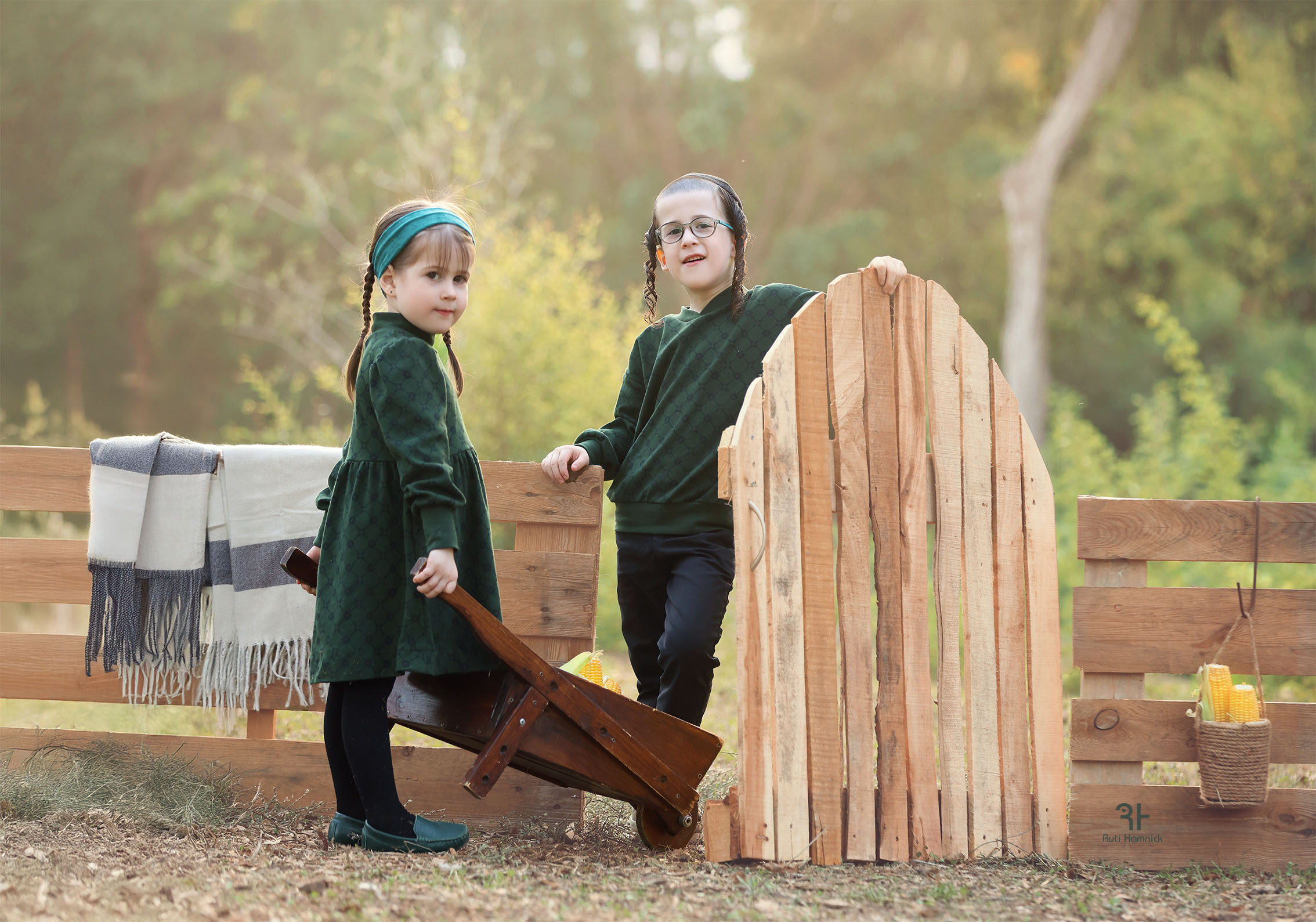 IMGL6098רותי המניק.jpg