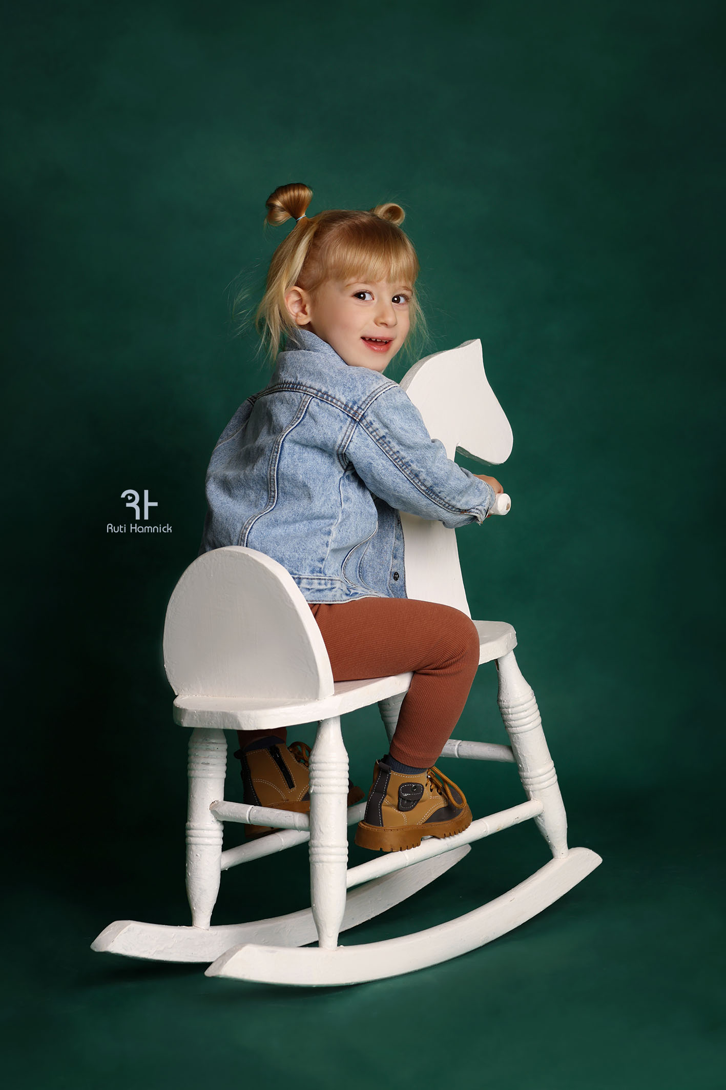 IMGL6190 copyרותי המניק.jpg