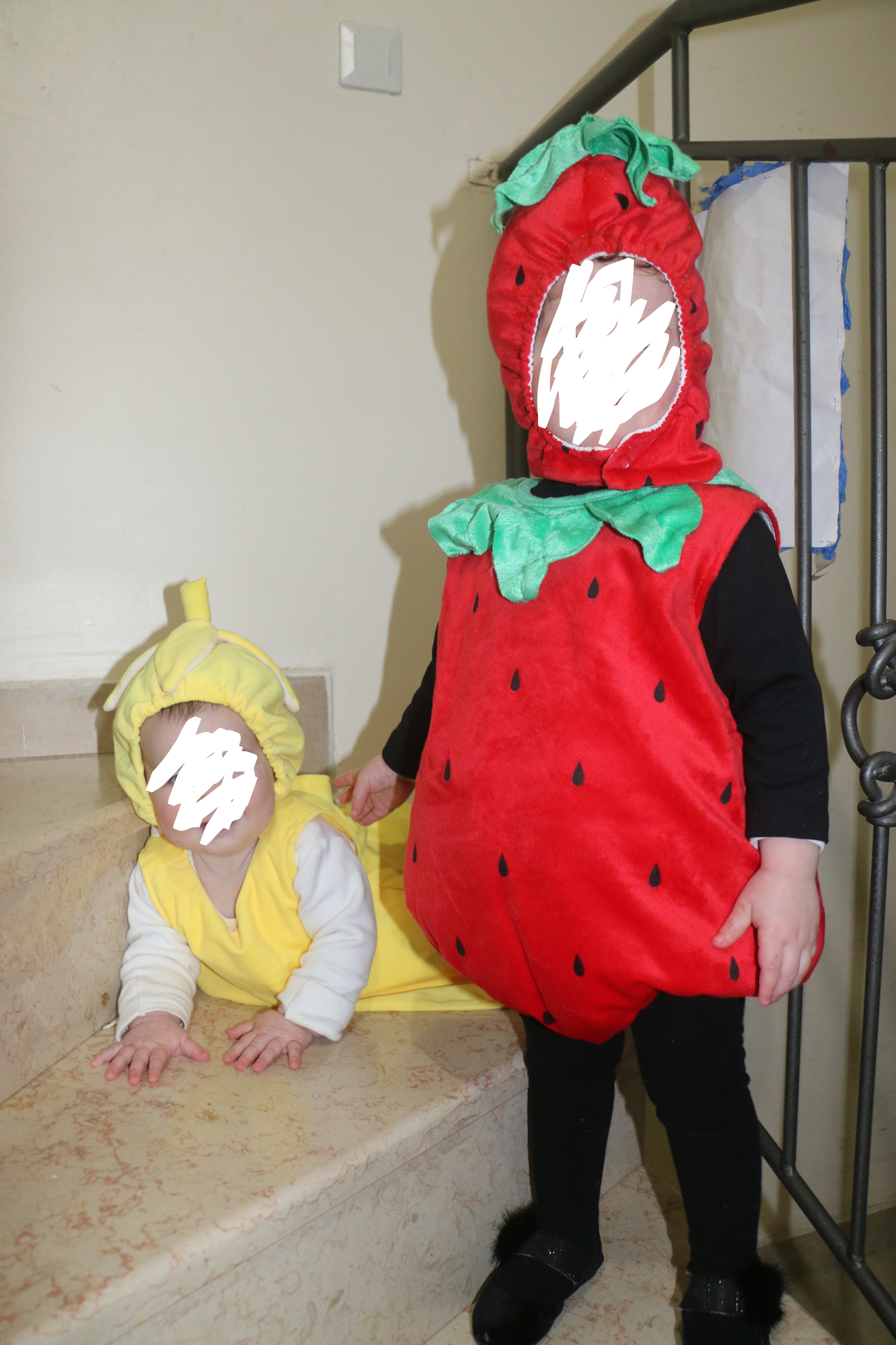 Inkedתחפושת תות בננה_LI.jpg