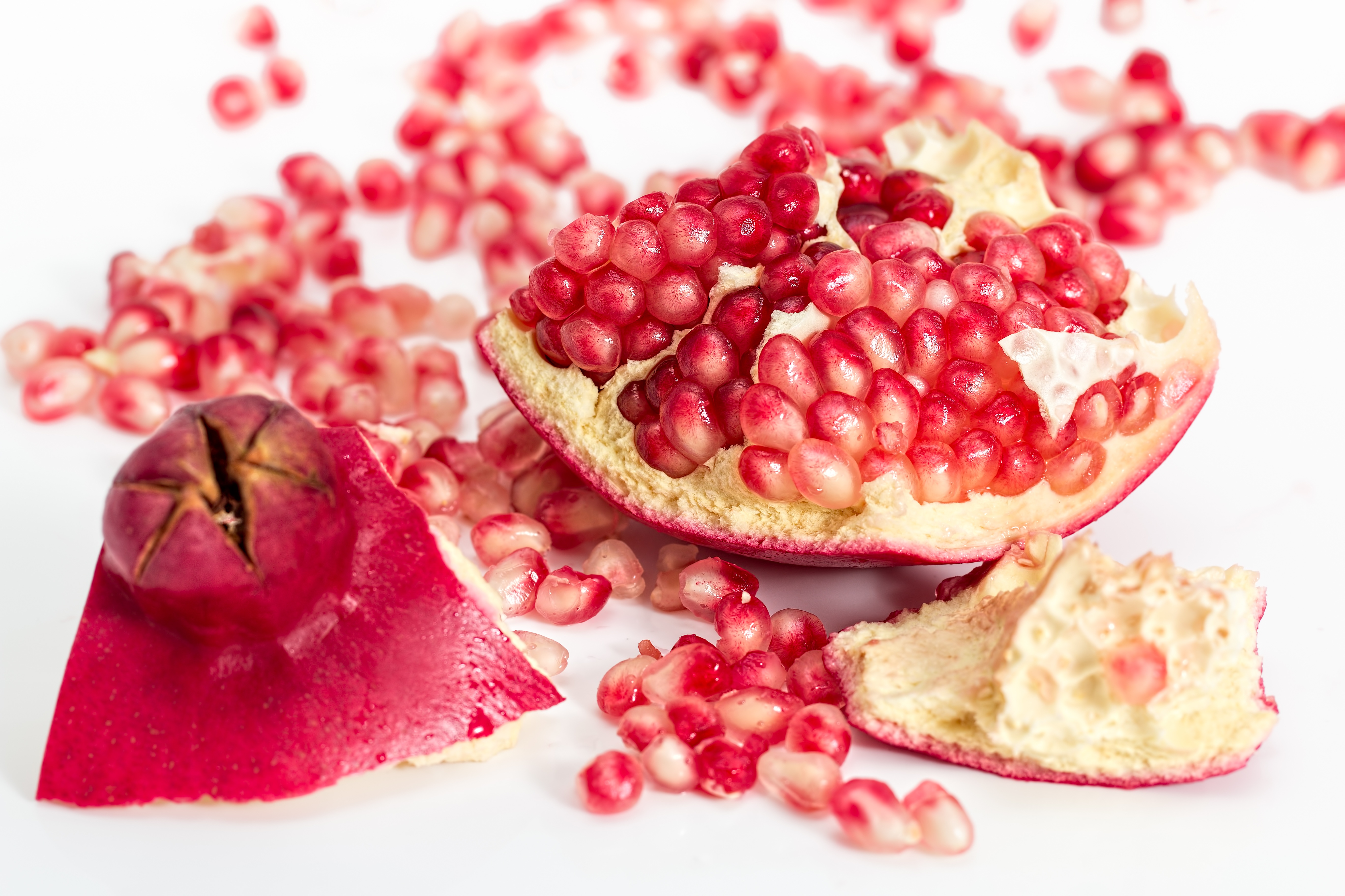 pomegranate-2079239.jpg