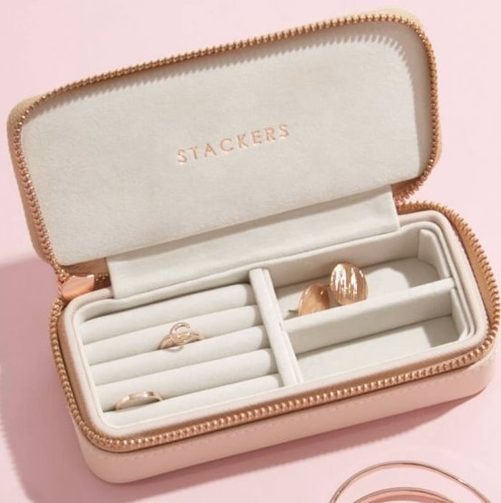 stackers-blush-grey-medium-travel-box-ls1.jpeg