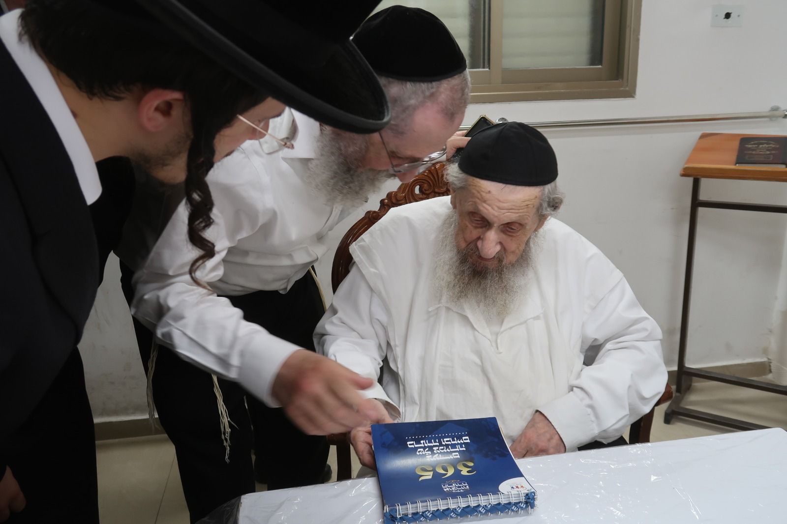 WhatsApp Image 2025-08-24 at 17.29.48 (1).jpeg