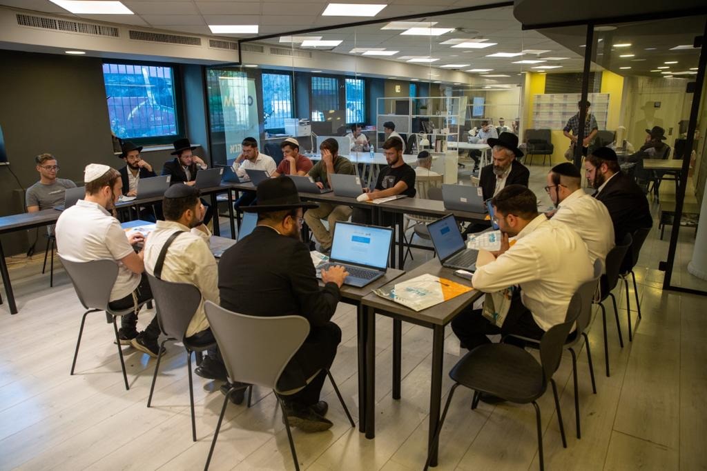 WhatsApp Image 2025-09-07 at 10.06.18.jpeg