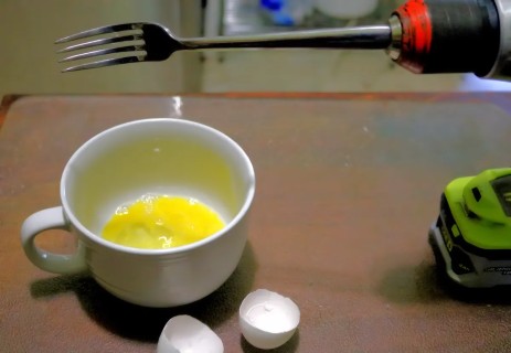 whipping-eggs-2 (Mobile).jpg